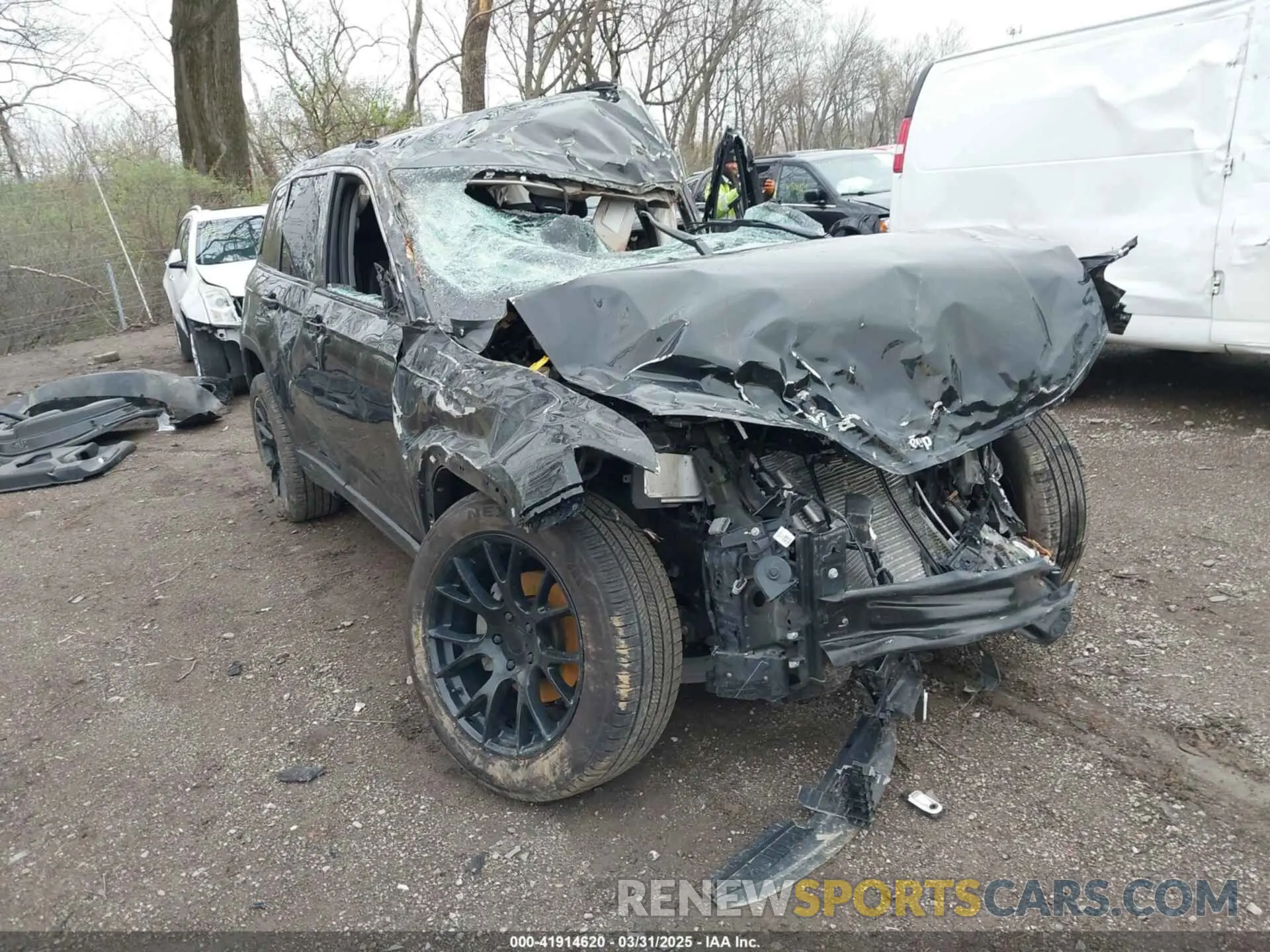 1 Фотография поврежденного автомобиля 1C4RJGAGXPC564210 JEEP GRAND CHEROKEE 2023