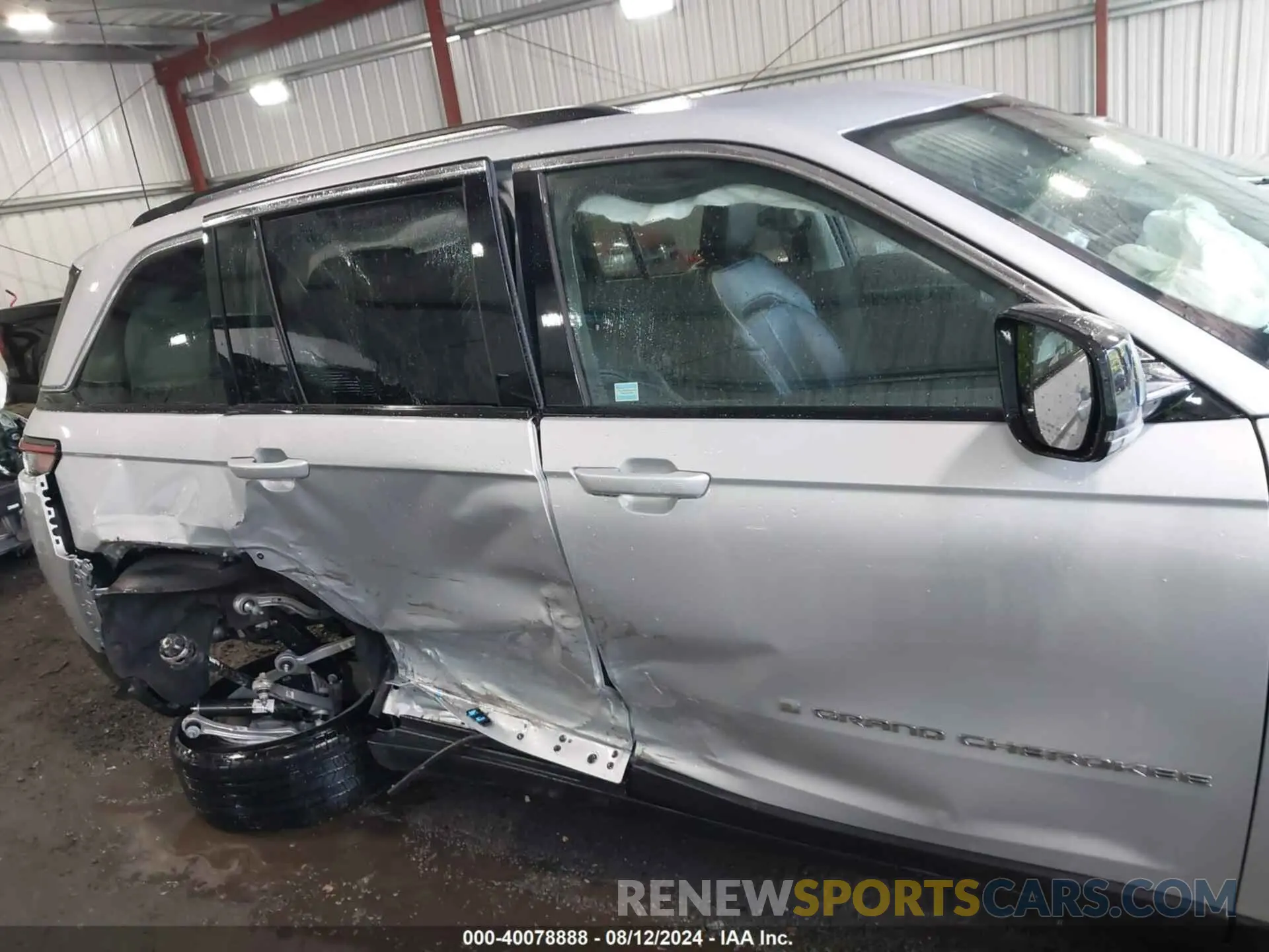 12 Photograph of a damaged car 1C4RJGBG2PC575376 JEEP GRAND CHEROKEE 2023