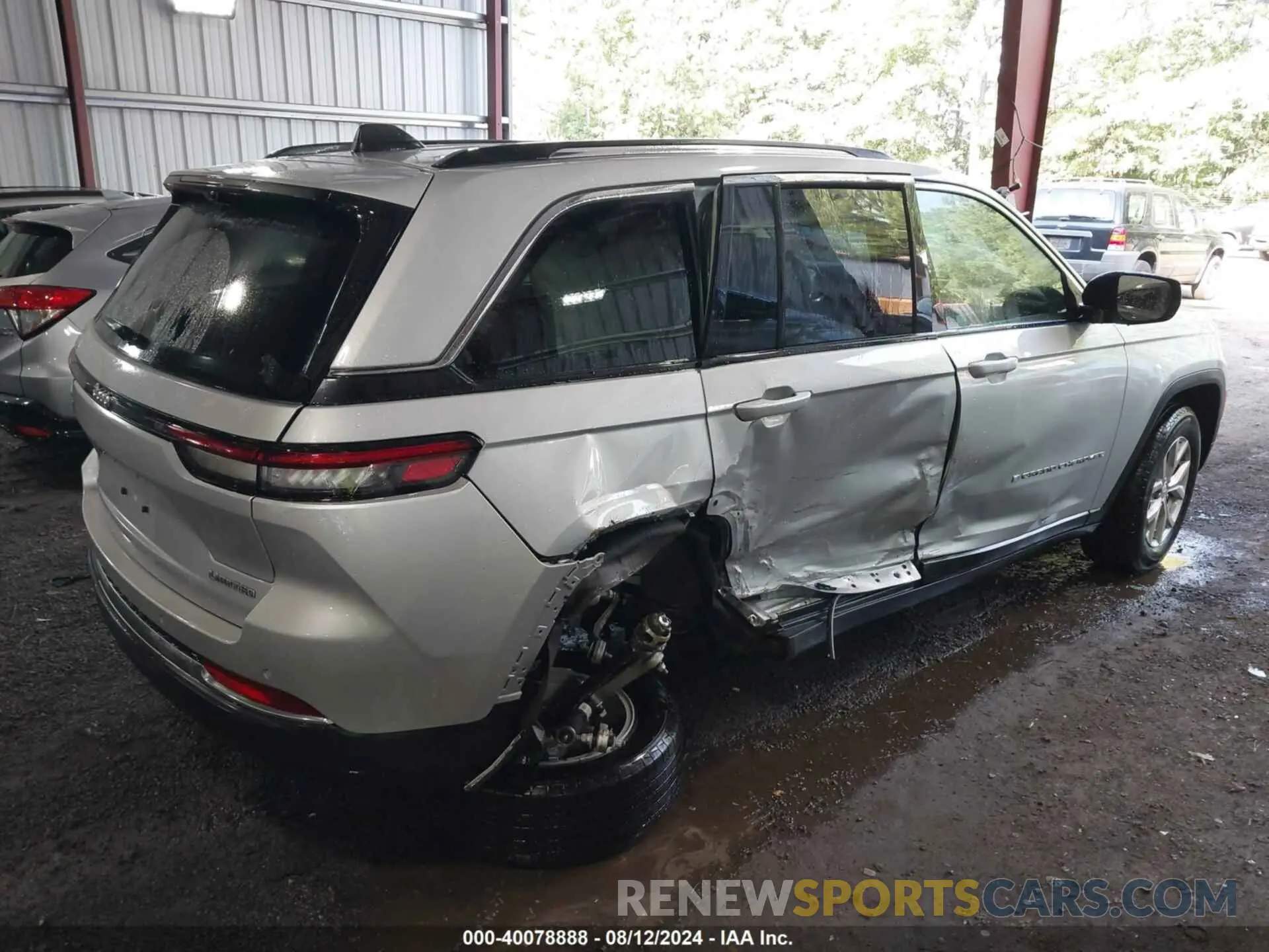 4 Photograph of a damaged car 1C4RJGBG2PC575376 JEEP GRAND CHEROKEE 2023