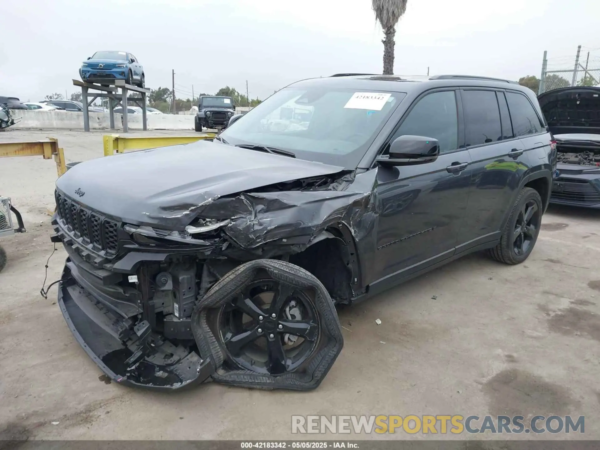2 Фотография поврежденного автомобиля 1C4RJHAG7PC545975 JEEP GRAND CHEROKEE 2023