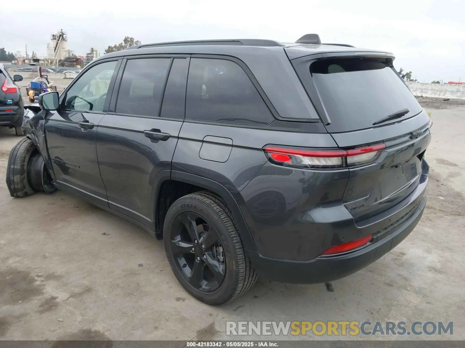 3 Фотография поврежденного автомобиля 1C4RJHAG7PC545975 JEEP GRAND CHEROKEE 2023