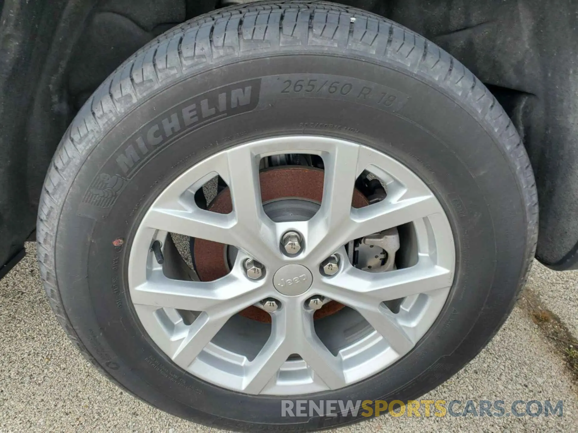 14 Photograph of a damaged car 1C4RJHBG4P8727148 JEEP GRAND CHEROKEE 2023