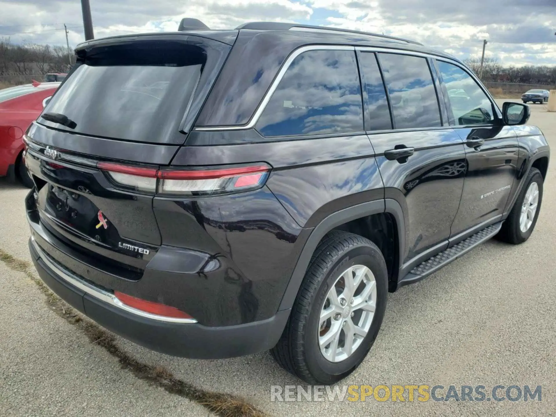 9 Photograph of a damaged car 1C4RJHBG4P8727148 JEEP GRAND CHEROKEE 2023