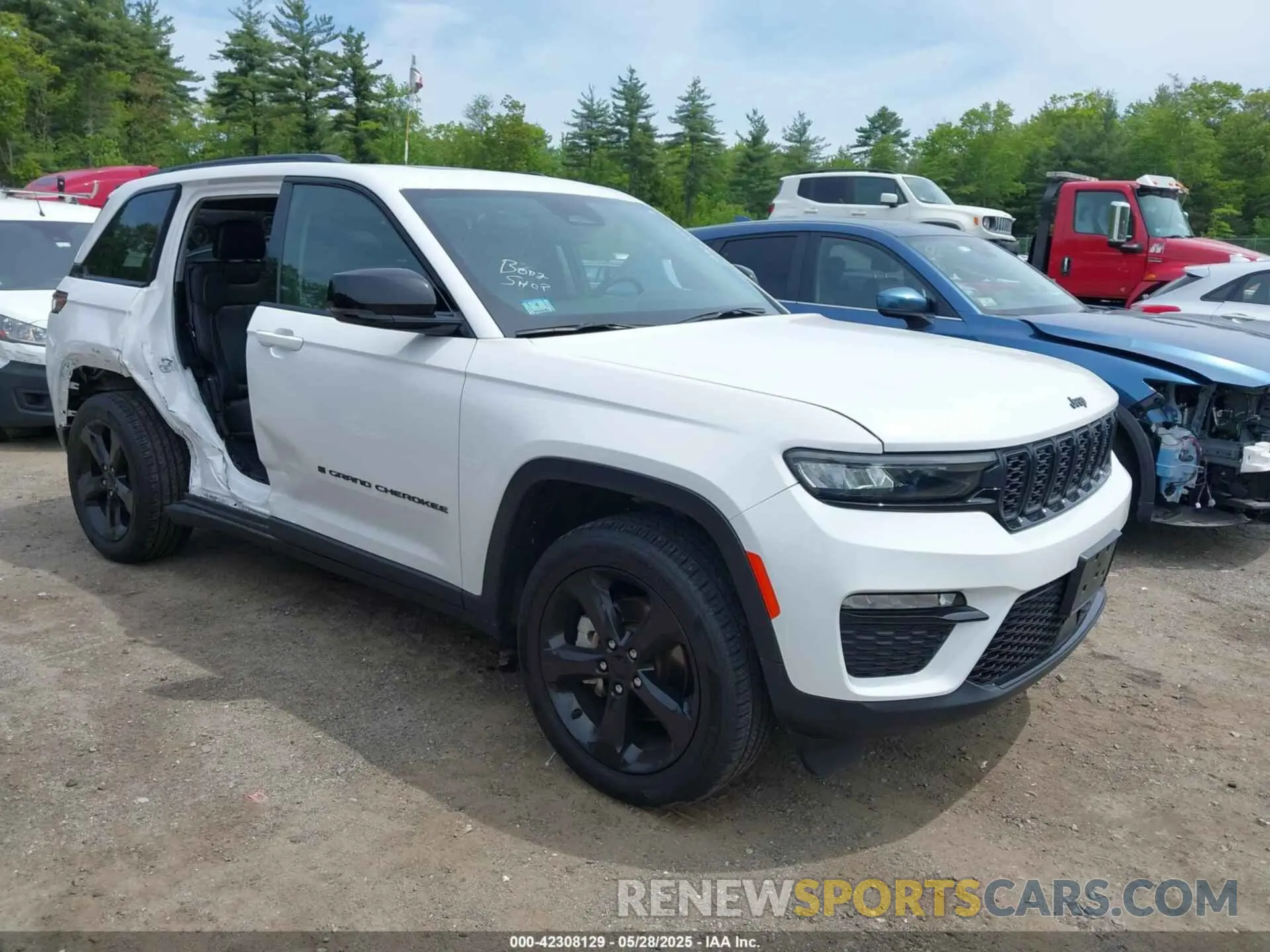 1 Photograph of a damaged car 1C4RJHBG4PC506923 JEEP GRAND CHEROKEE 2023