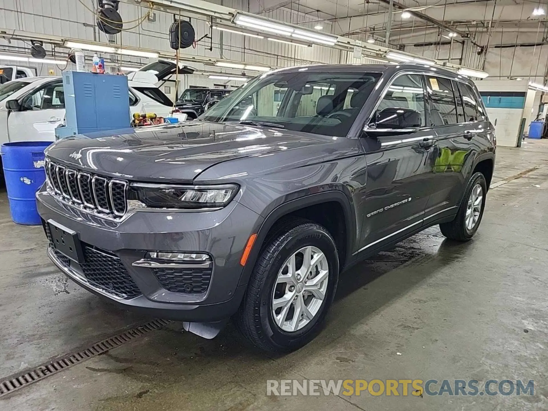 38 Фотография поврежденного автомобиля 1C4RJHBG4PC634367 JEEP GRAND CHEROKEE 2023