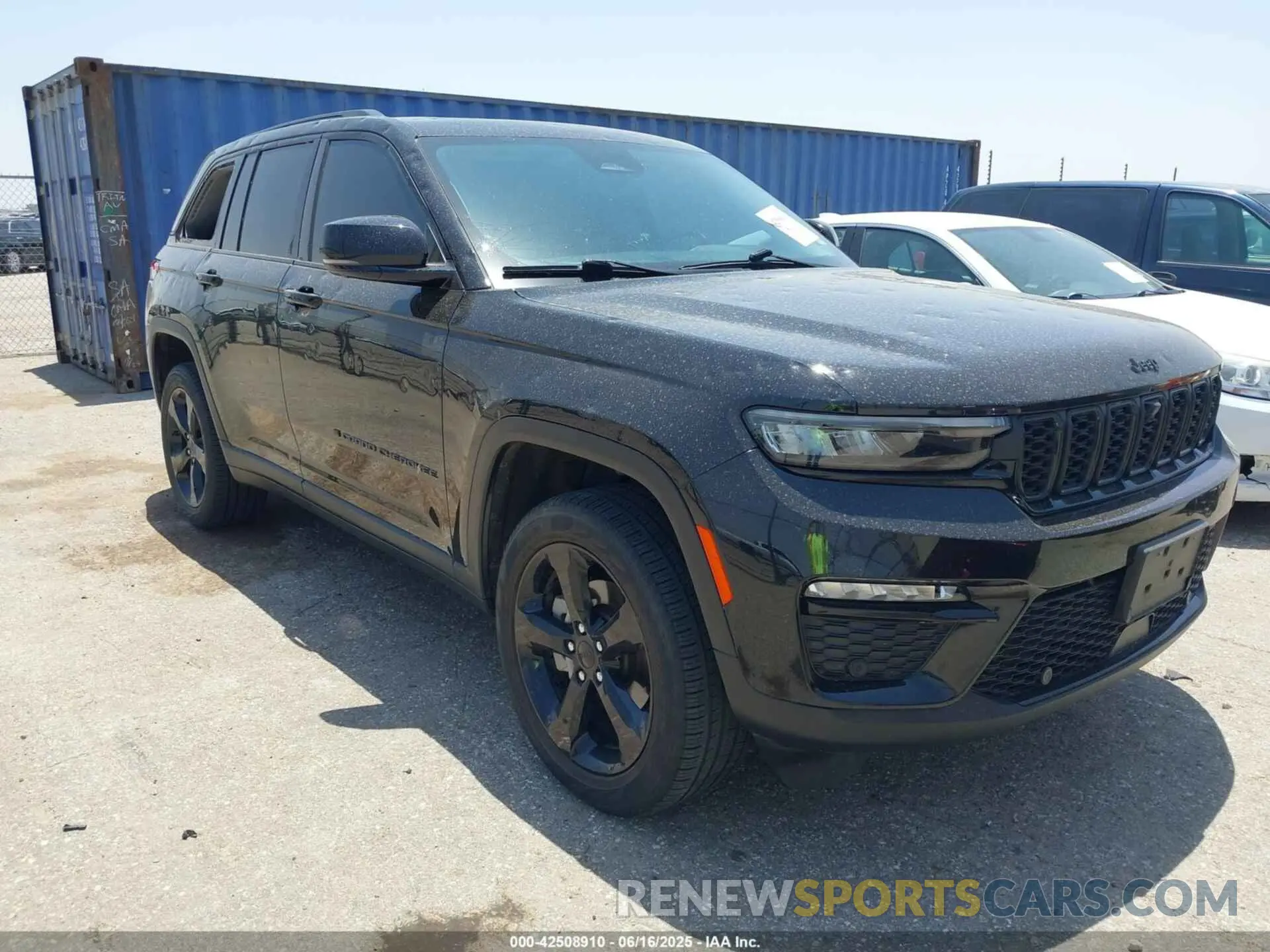 1 Фотография поврежденного автомобиля 1C4RJHBG6PC565925 JEEP GRAND CHEROKEE 2023