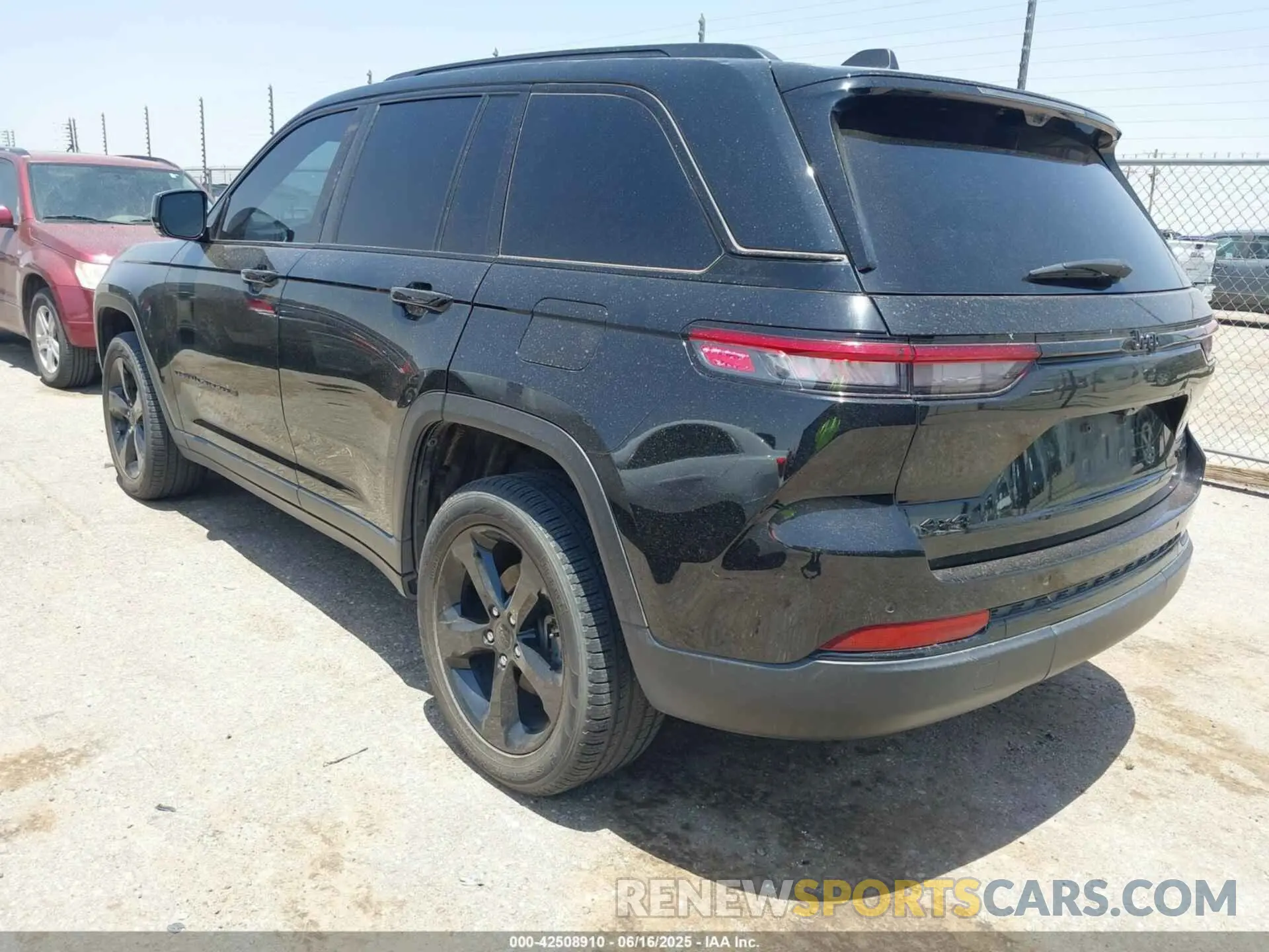 3 Фотография поврежденного автомобиля 1C4RJHBG6PC565925 JEEP GRAND CHEROKEE 2023