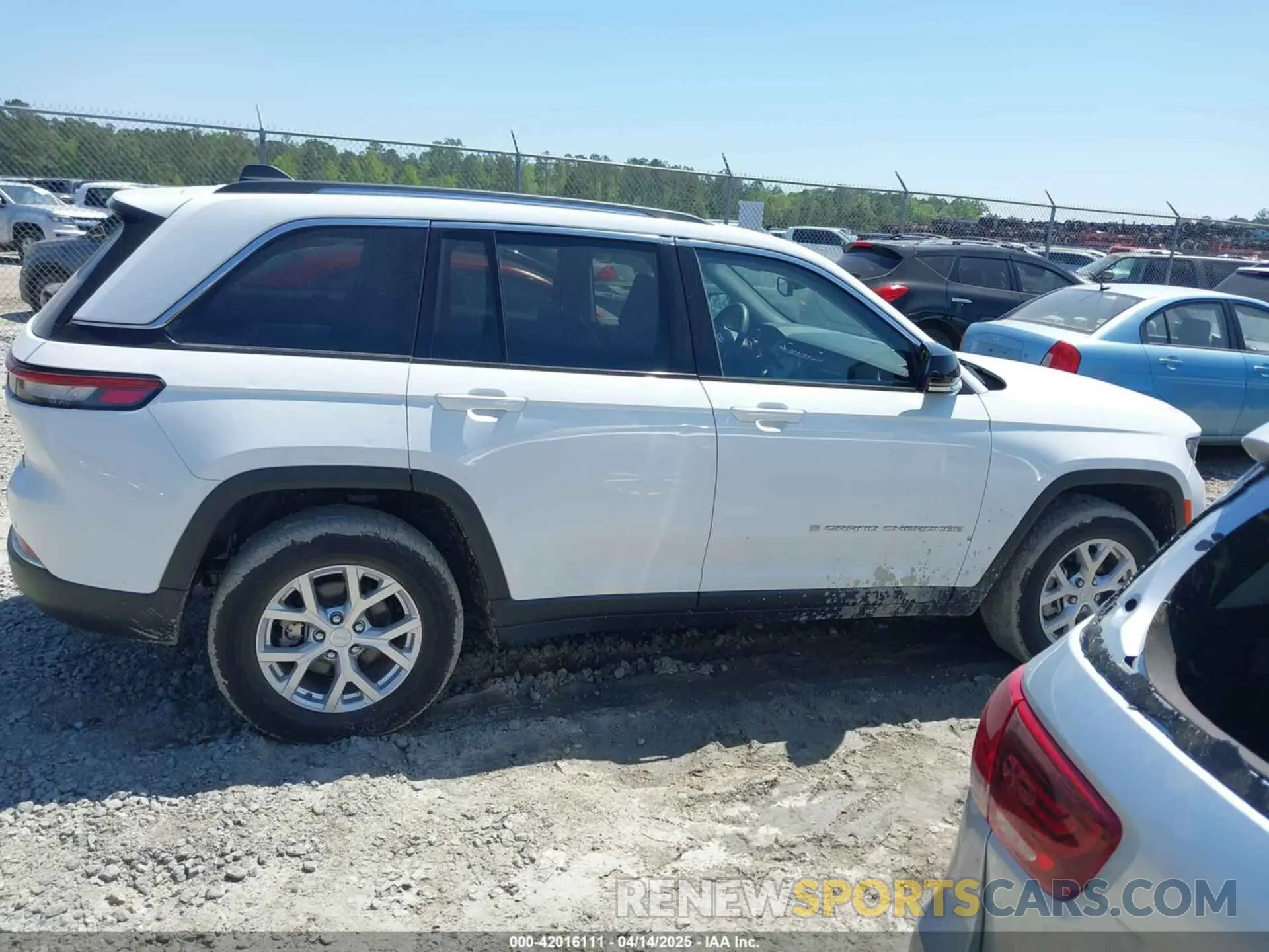 13 Фотография поврежденного автомобиля 1C4RJHBG8PC512692 JEEP GRAND CHEROKEE 2023