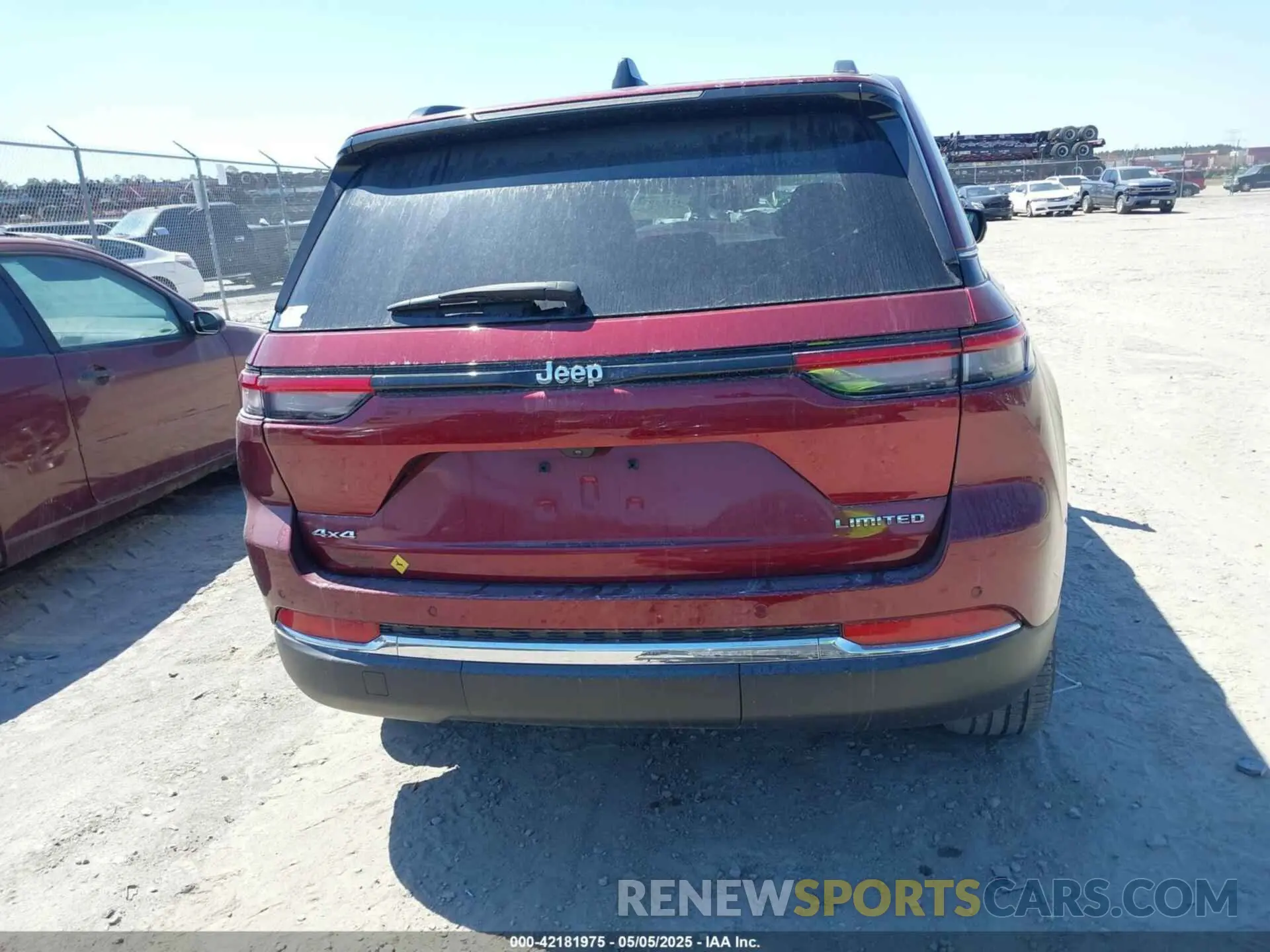 16 Photograph of a damaged car 1C4RJHBGXPC531390 JEEP GRAND CHEROKEE 2023