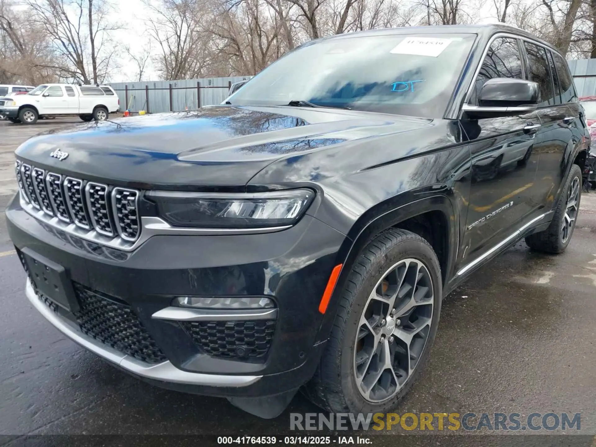 2 Фотография поврежденного автомобиля 1C4RJHEG9PC546975 JEEP GRAND CHEROKEE 2023