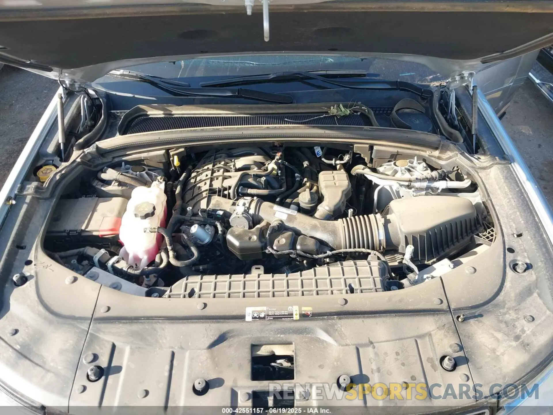 10 Photograph of a damaged car 1C4RJGBG0RC158101 JEEP GRAND CHEROKEE 2024