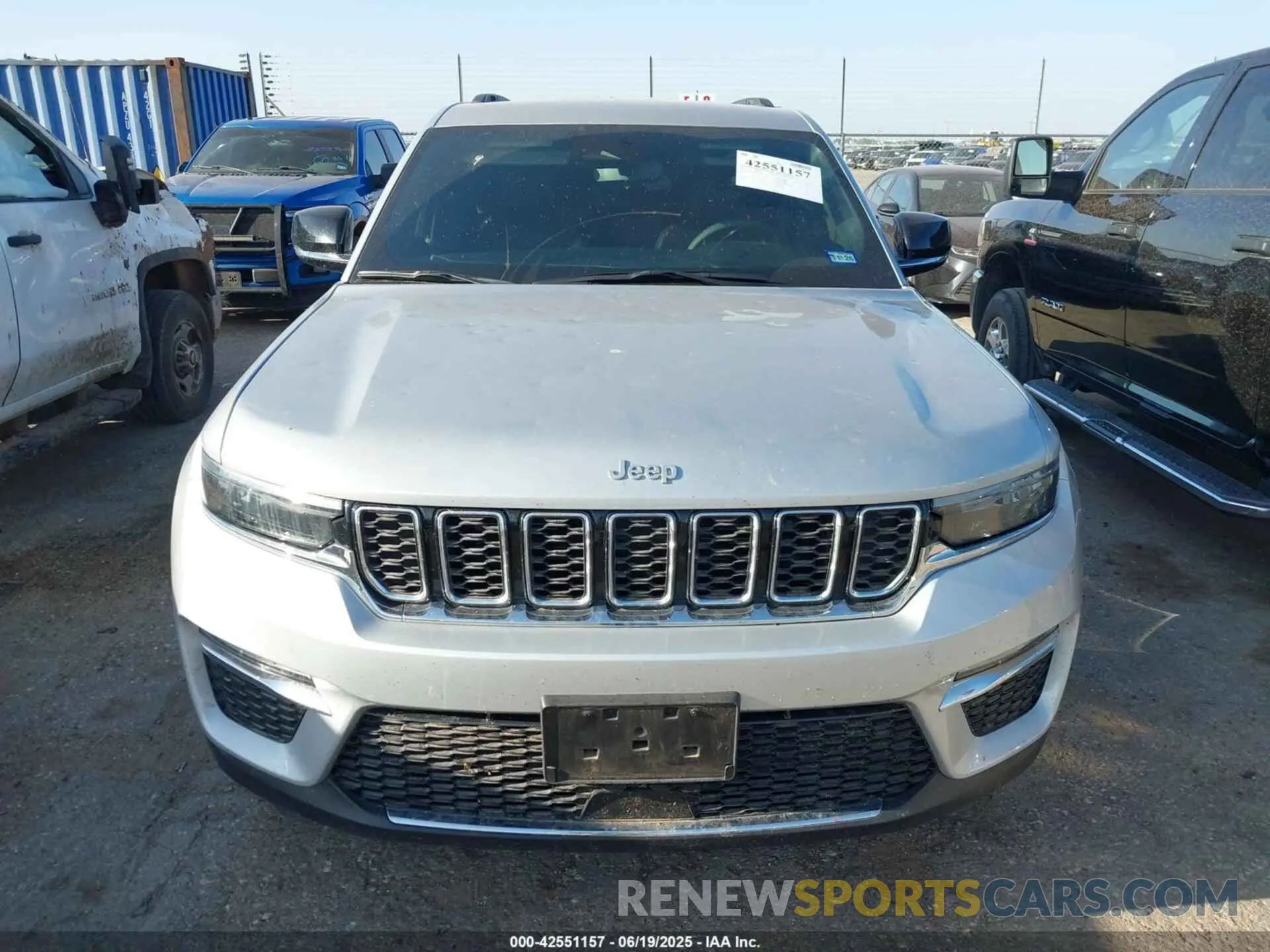 12 Photograph of a damaged car 1C4RJGBG0RC158101 JEEP GRAND CHEROKEE 2024