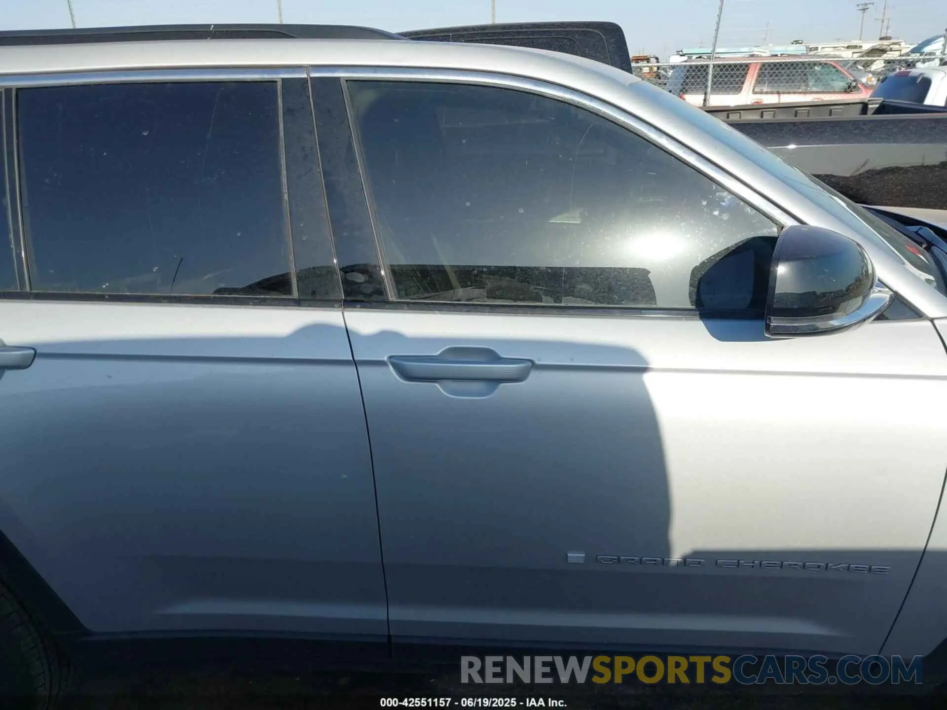13 Photograph of a damaged car 1C4RJGBG0RC158101 JEEP GRAND CHEROKEE 2024