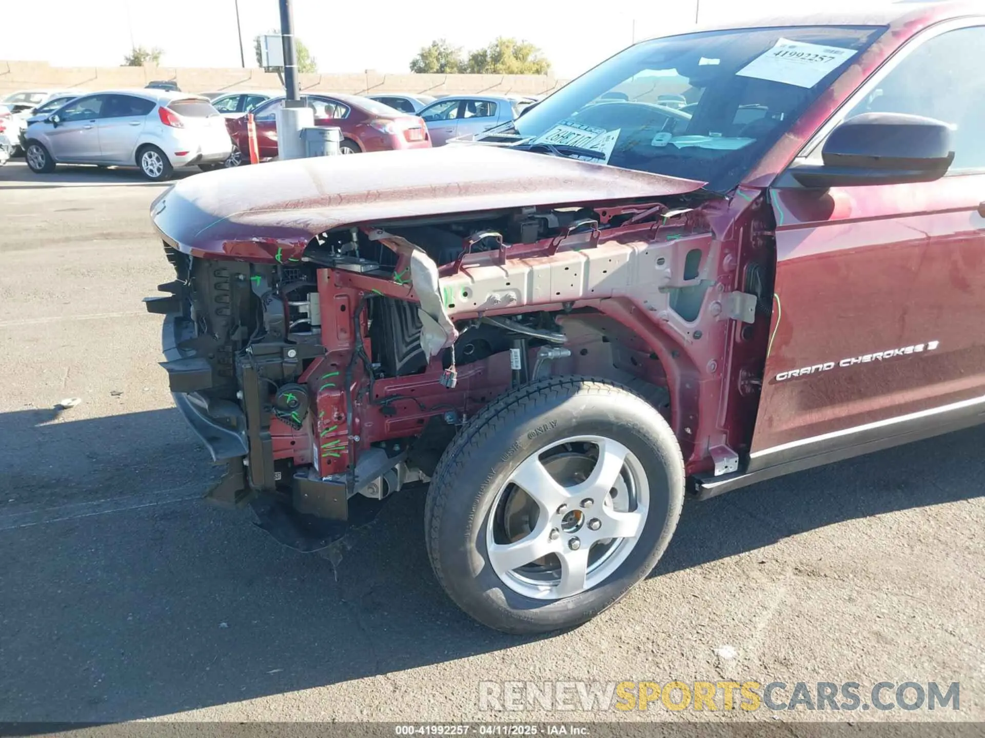 6 Photograph of a damaged car 1C4RJHAG1R8591324 JEEP GRAND CHEROKEE 2024
