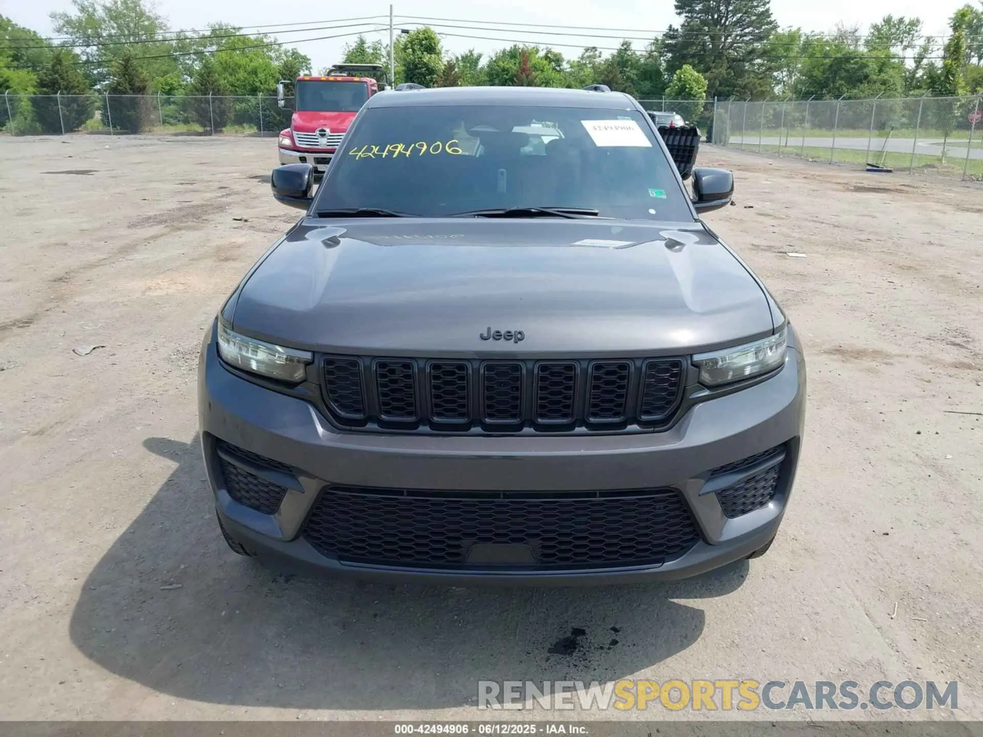 12 Фотография поврежденного автомобиля 1C4RJHAG2RC186568 JEEP GRAND CHEROKEE 2024