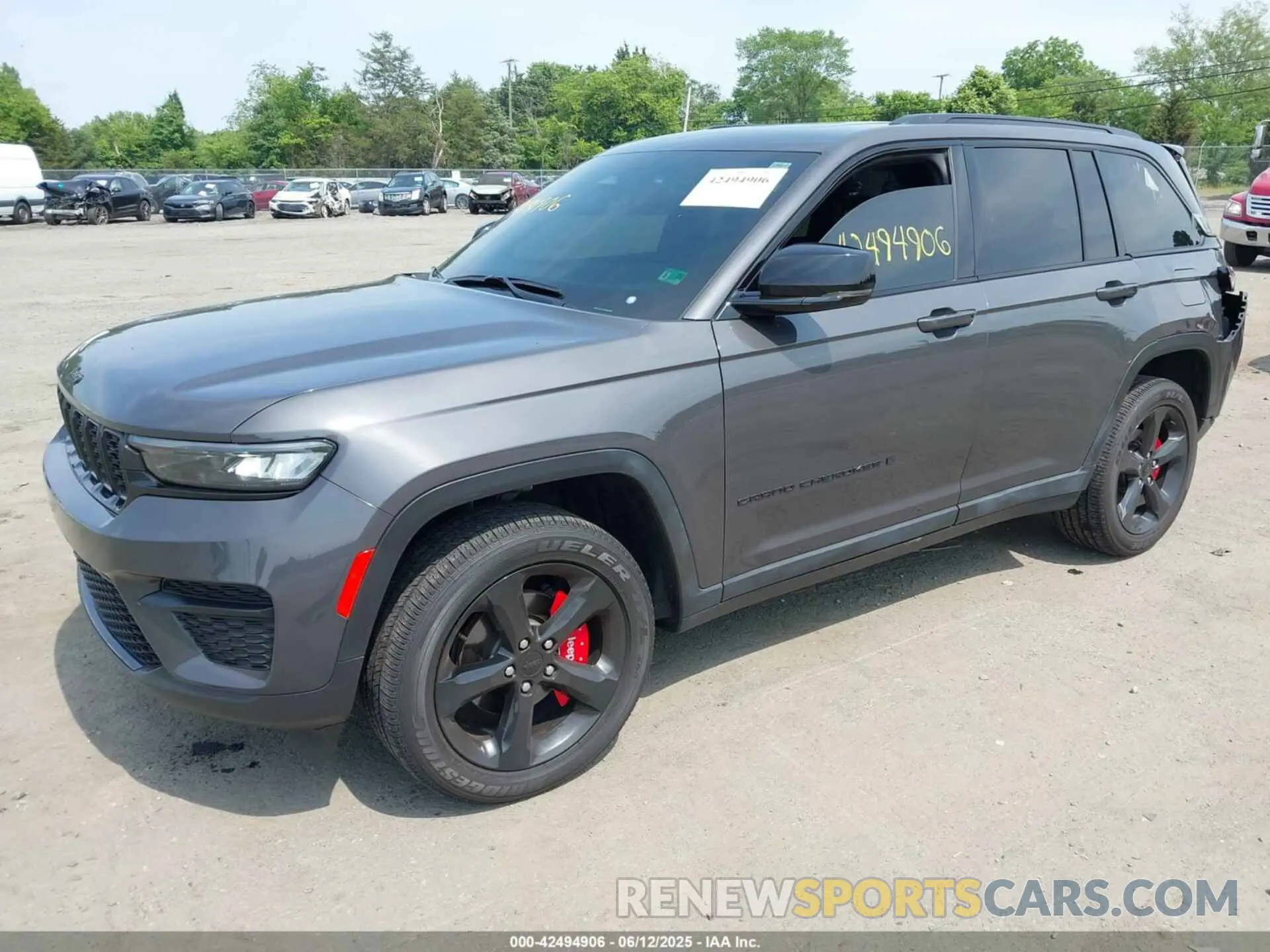 2 Фотография поврежденного автомобиля 1C4RJHAG2RC186568 JEEP GRAND CHEROKEE 2024