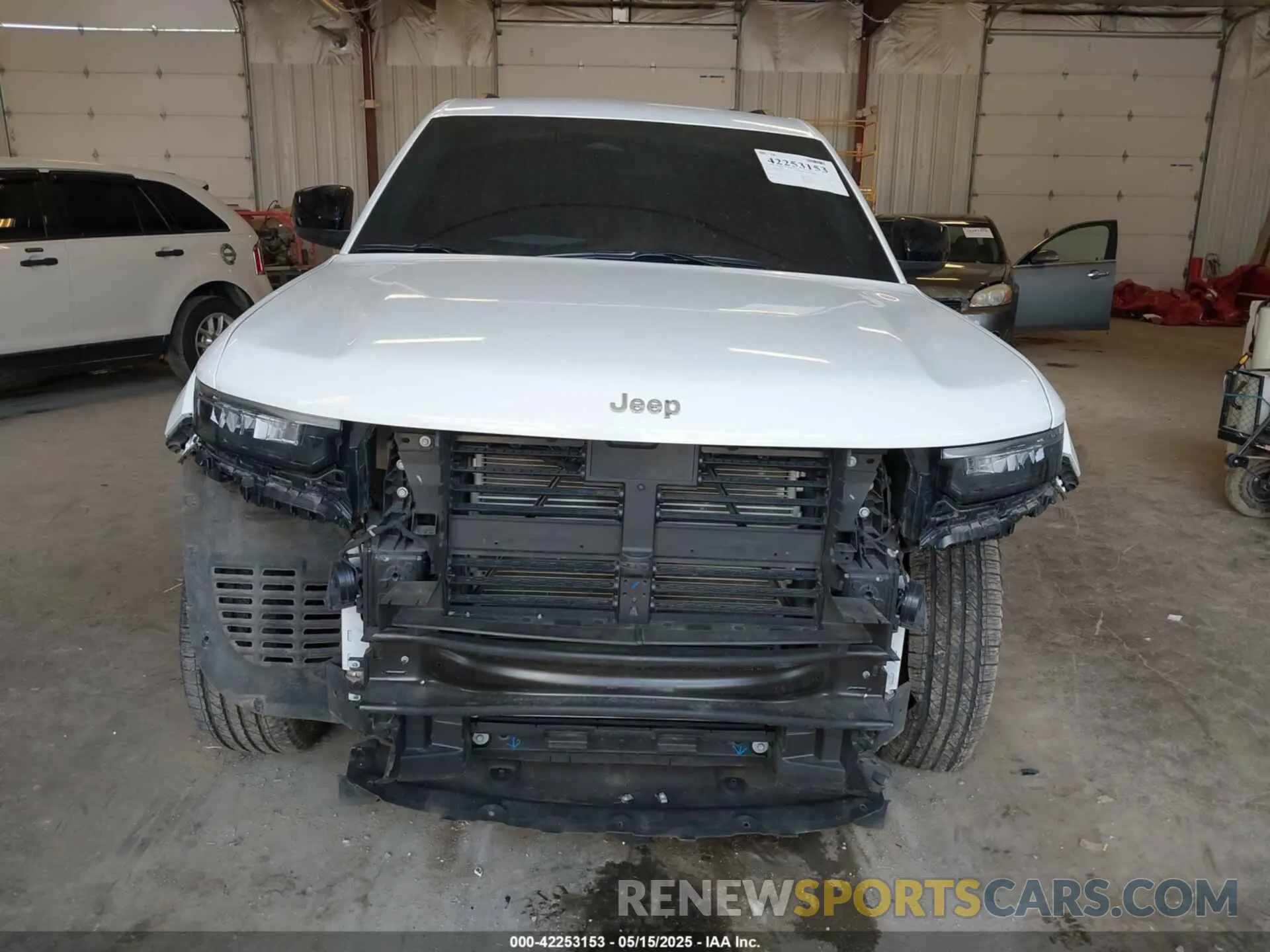 6 Photograph of a damaged car 1C4RJHAG3R8939236 JEEP GRAND CHEROKEE 2024