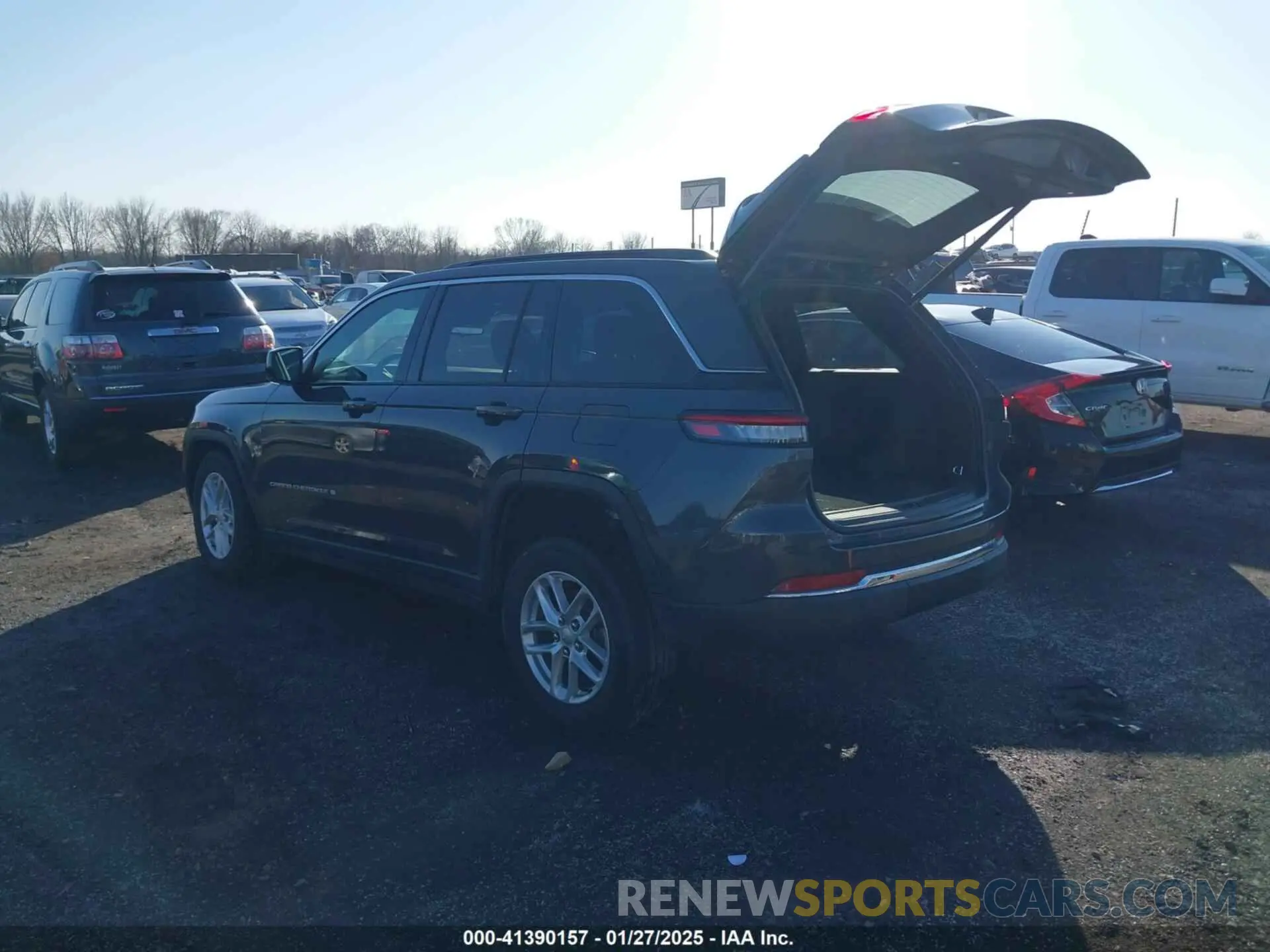 3 Photograph of a damaged car 1C4RJHAG3RC150680 JEEP GRAND CHEROKEE 2024