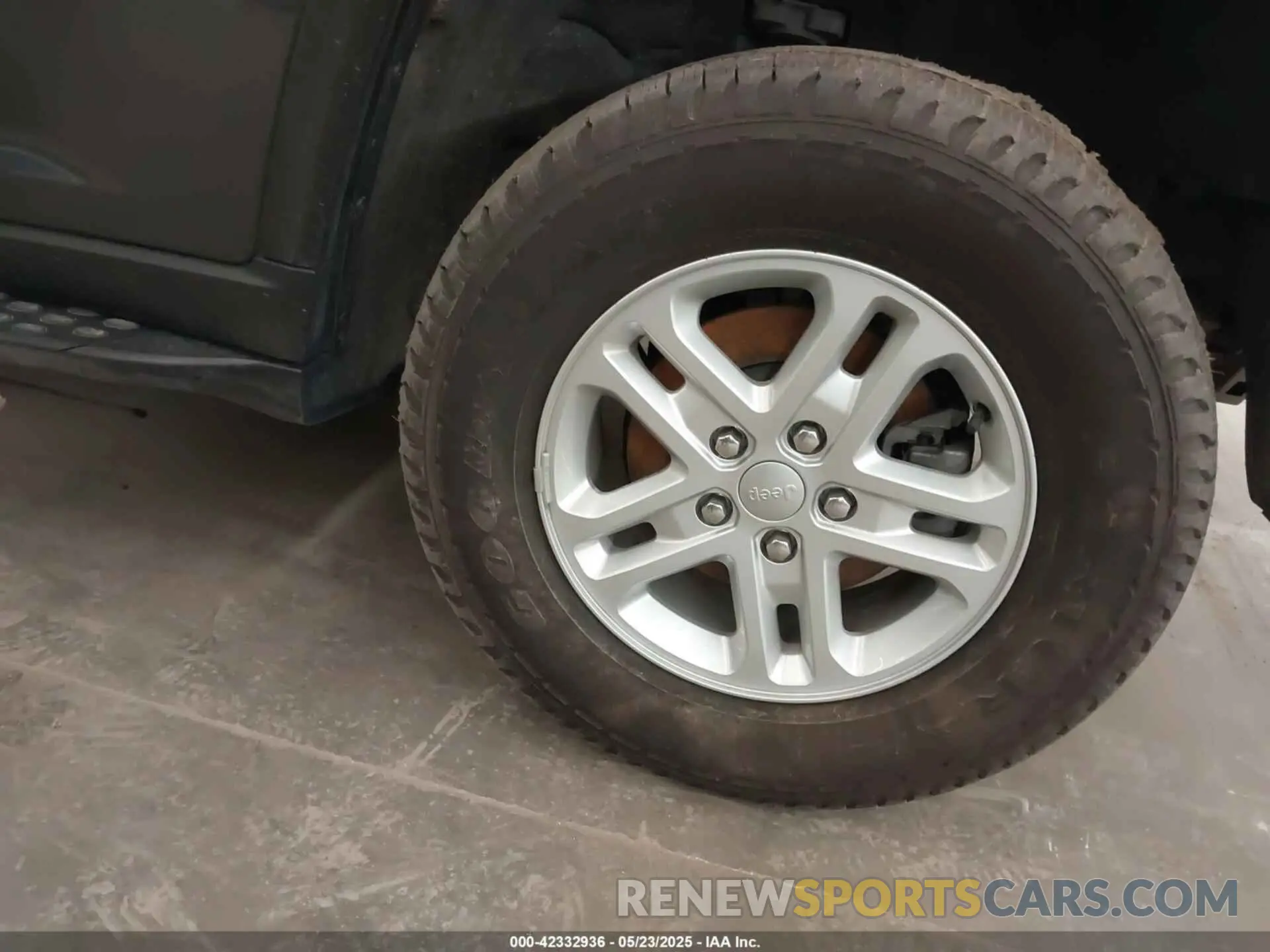 12 Фотография поврежденного автомобиля 1C4RJHAG3RC678977 JEEP GRAND CHEROKEE 2024