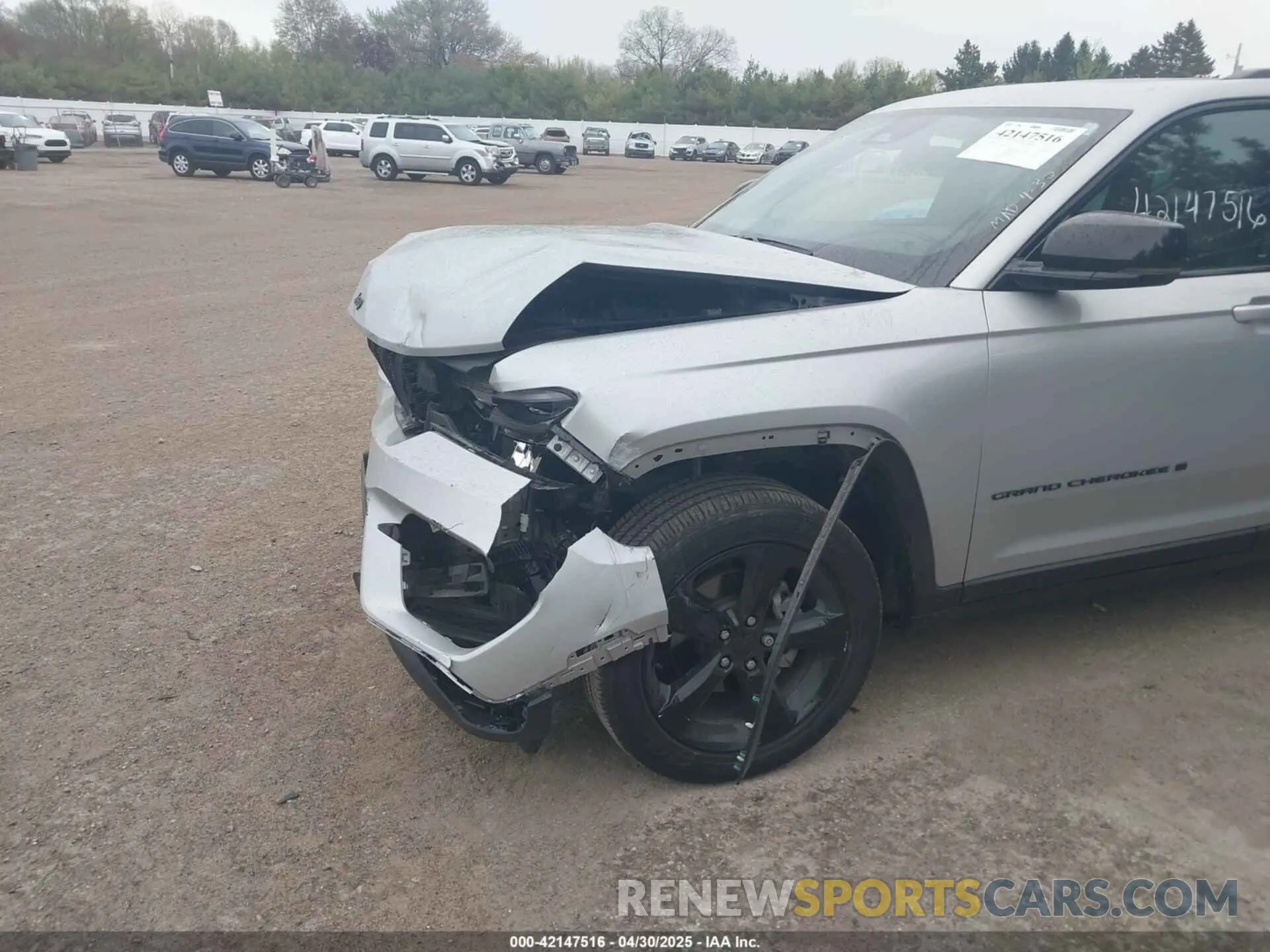 6 Photograph of a damaged car 1C4RJHAG4RC212202 JEEP GRAND CHEROKEE 2024