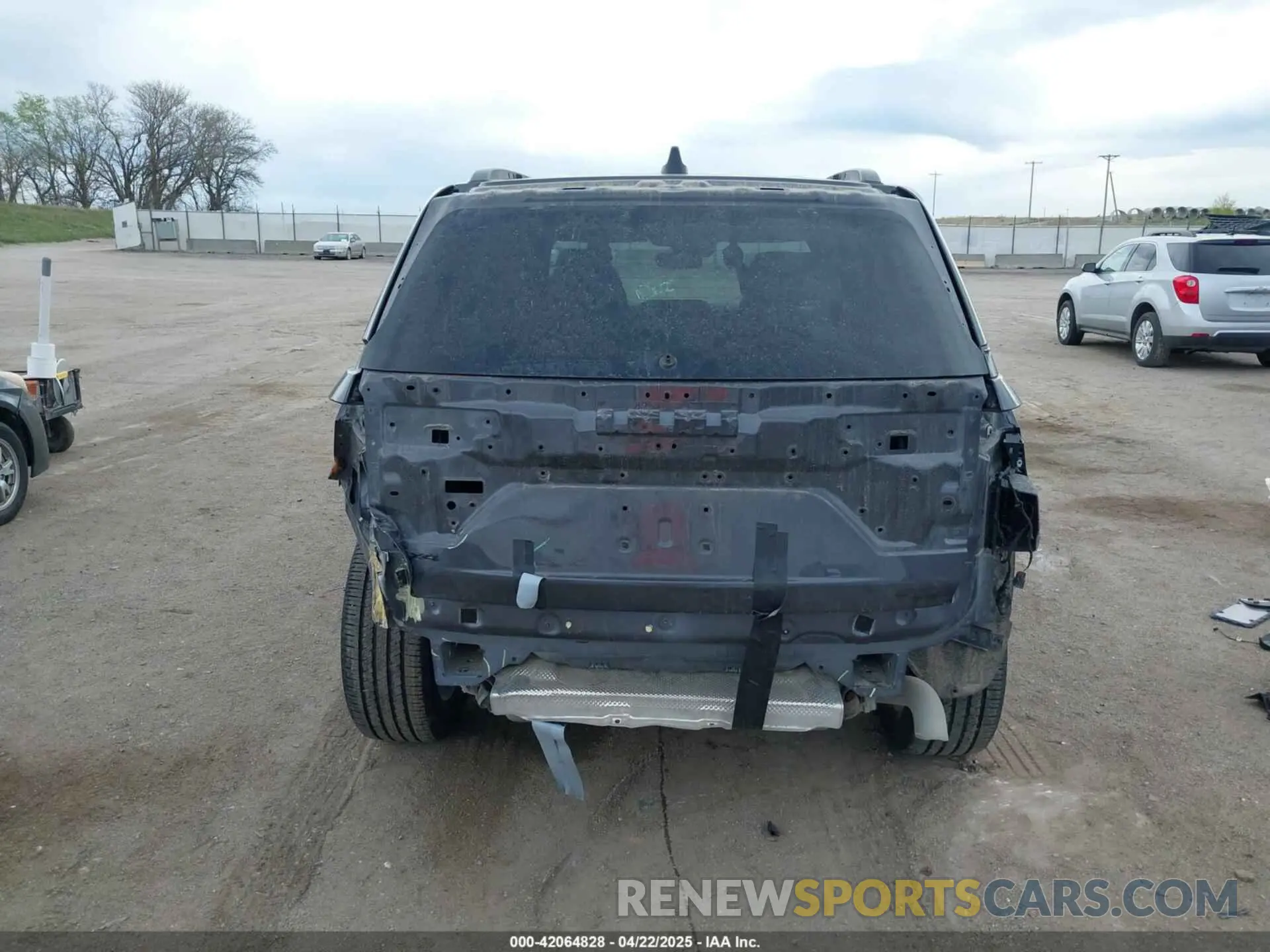 17 Фотография поврежденного автомобиля 1C4RJHAG5R8951467 JEEP GRAND CHEROKEE 2024