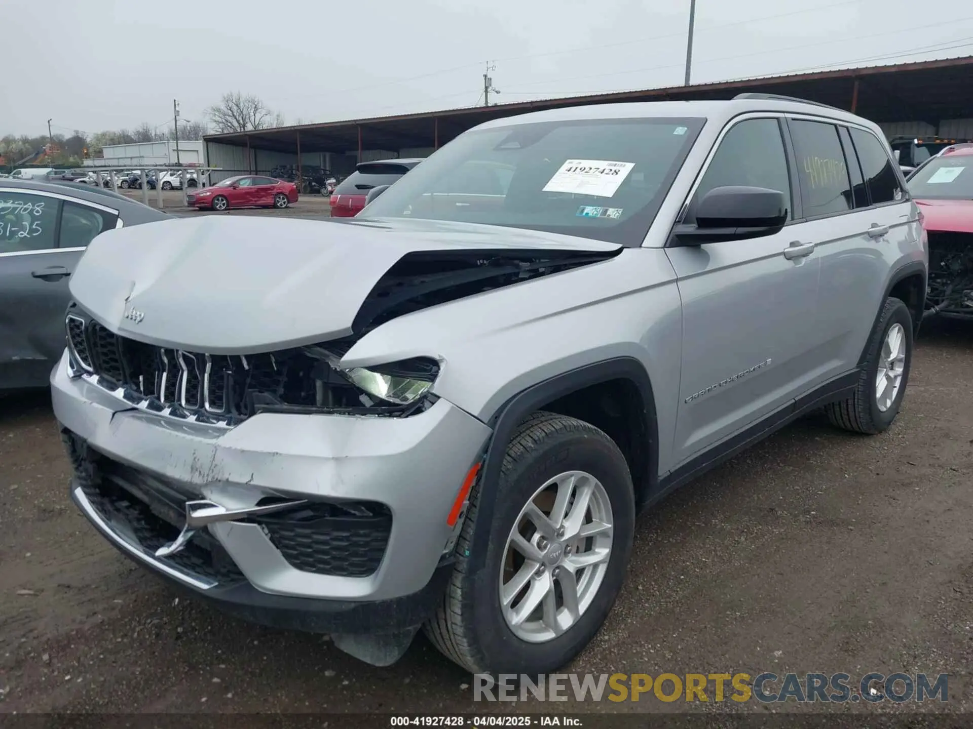 2 Фотография поврежденного автомобиля 1C4RJHAGXRC165256 JEEP GRAND CHEROKEE 2024