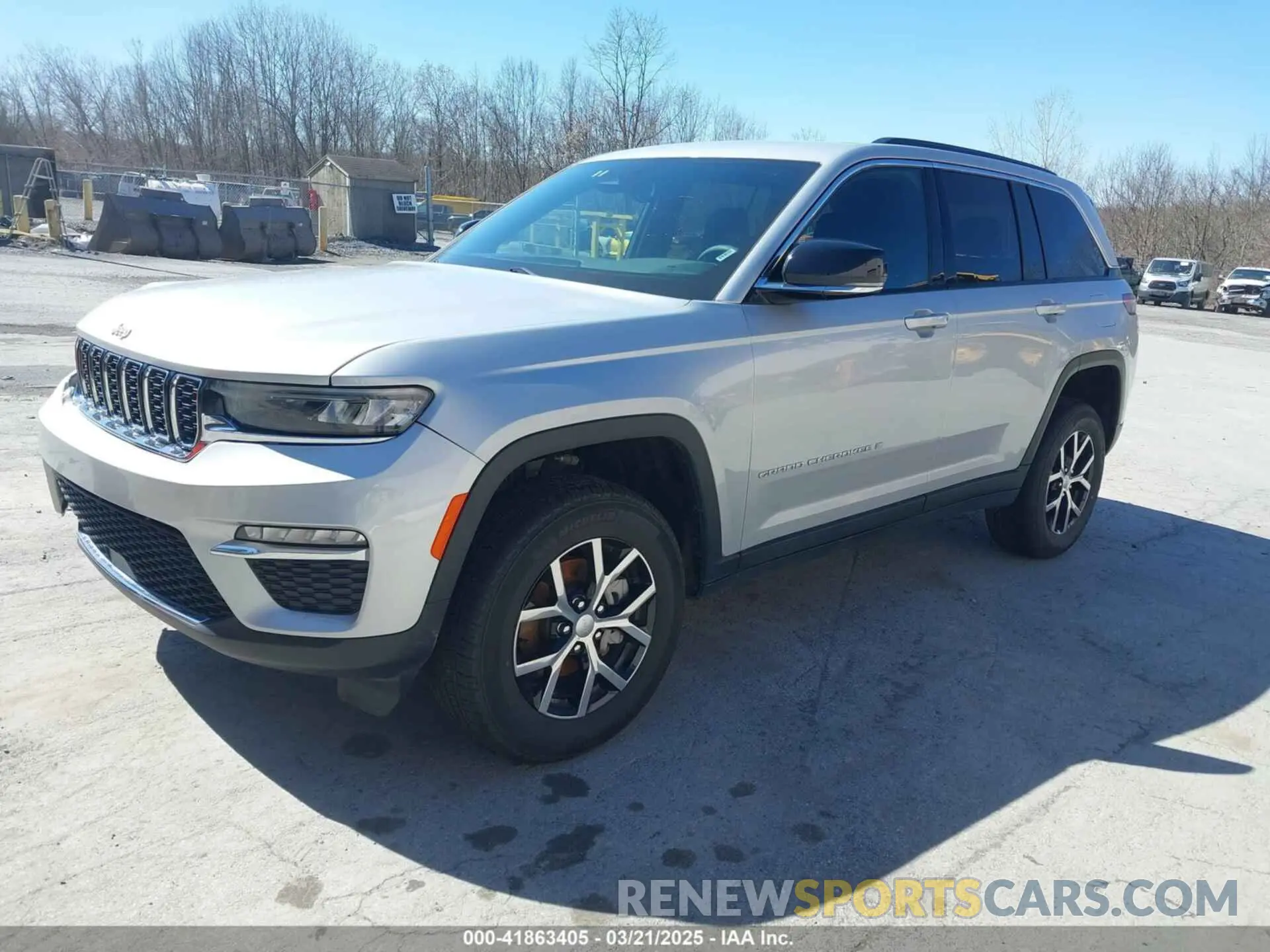 2 Photograph of a damaged car 1C4RJHBG8R8515355 JEEP GRAND CHEROKEE 2024