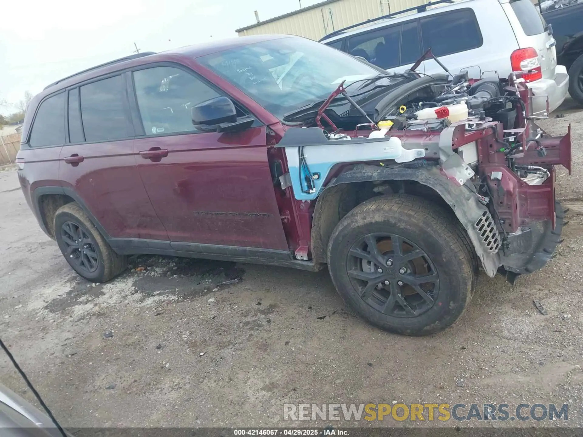 12 Фотография поврежденного автомобиля 1C4RJHAG5S8657198 JEEP GRAND CHEROKEE 2025