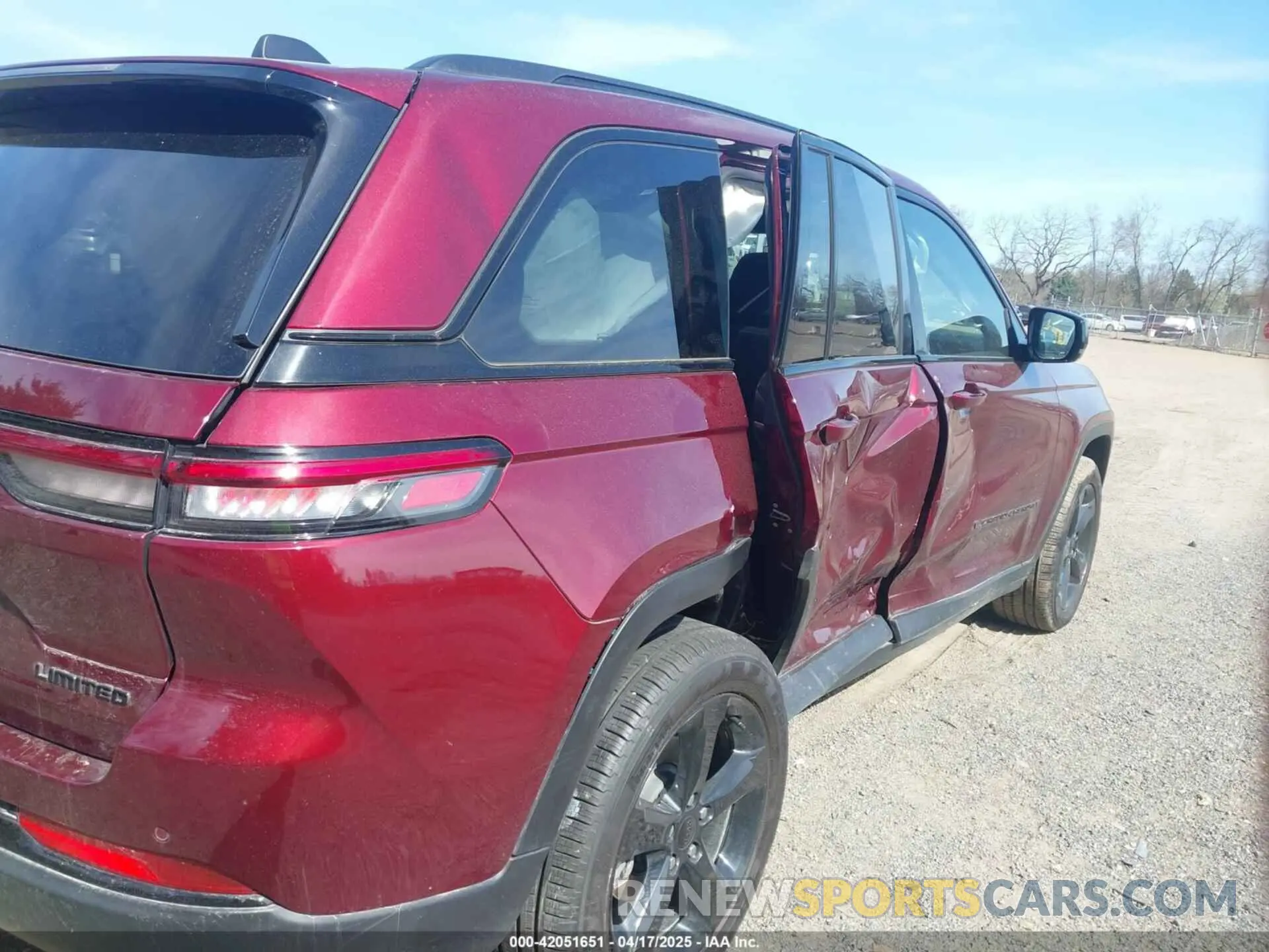 12 Фотография поврежденного автомобиля 1C4RJHBG3SC267325 JEEP GRAND CHEROKEE 2025