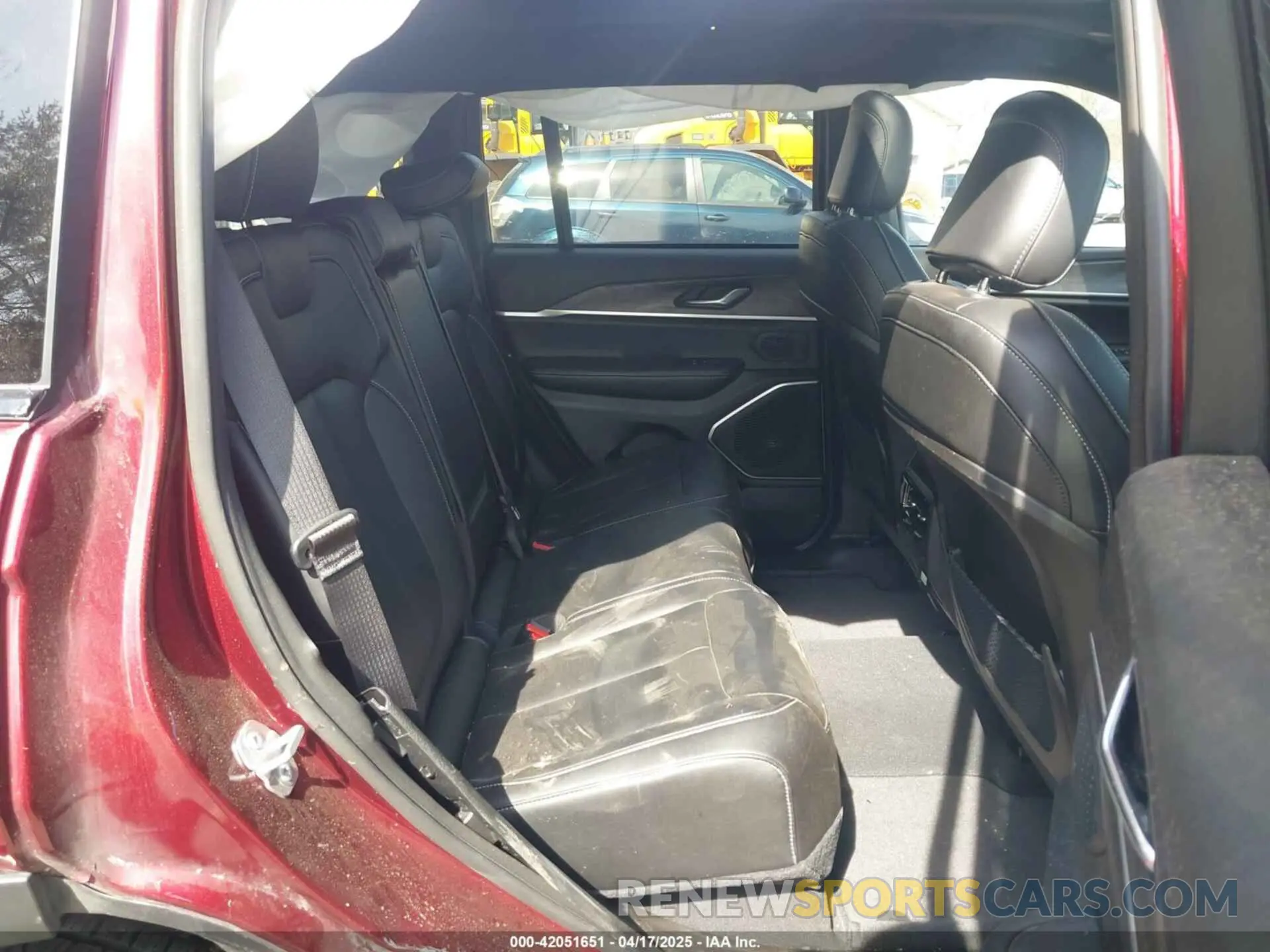 8 Фотография поврежденного автомобиля 1C4RJHBG3SC267325 JEEP GRAND CHEROKEE 2025