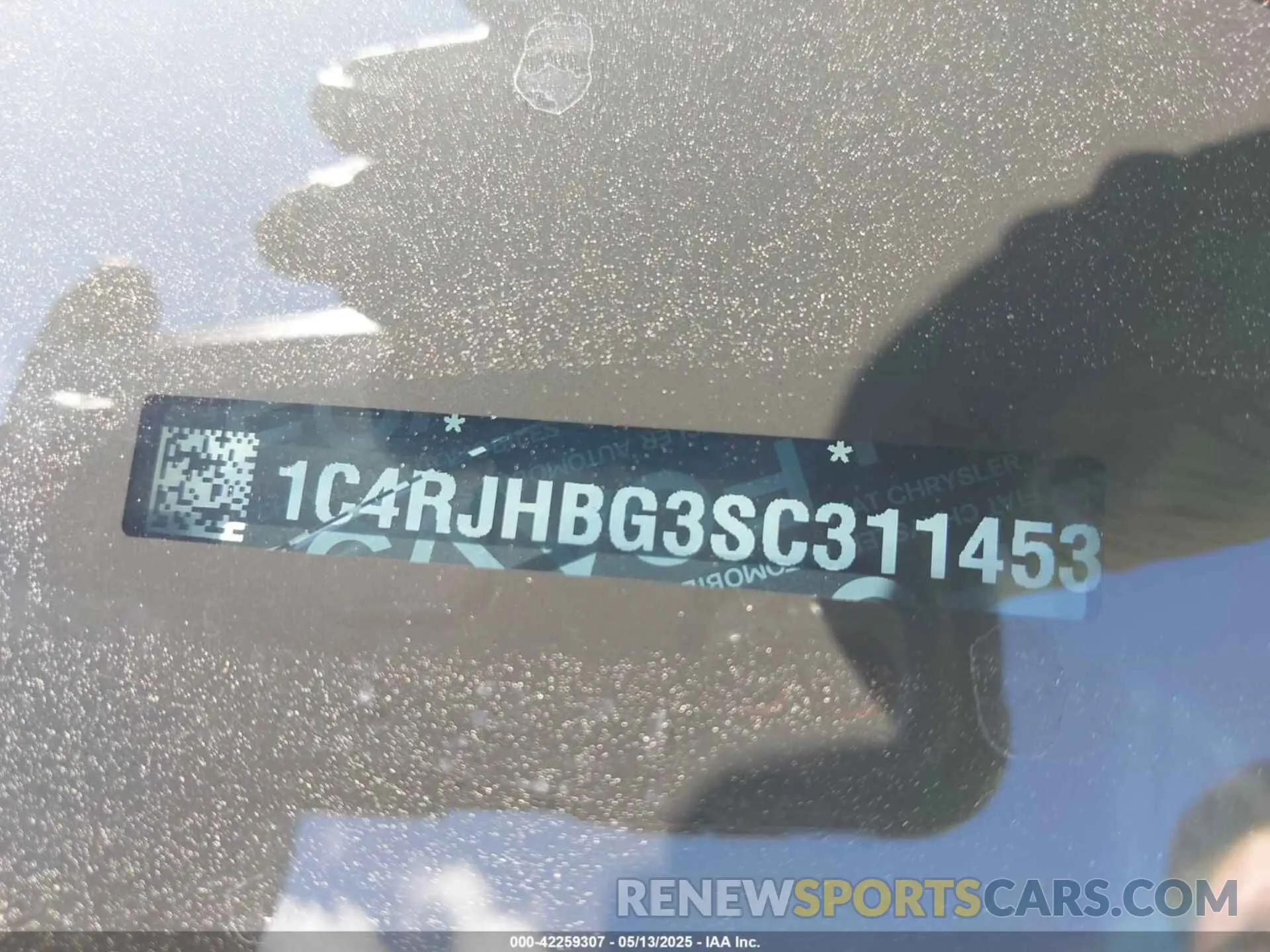 9 Фотография поврежденного автомобиля 1C4RJHBG3SC311453 JEEP GRAND CHEROKEE 2025