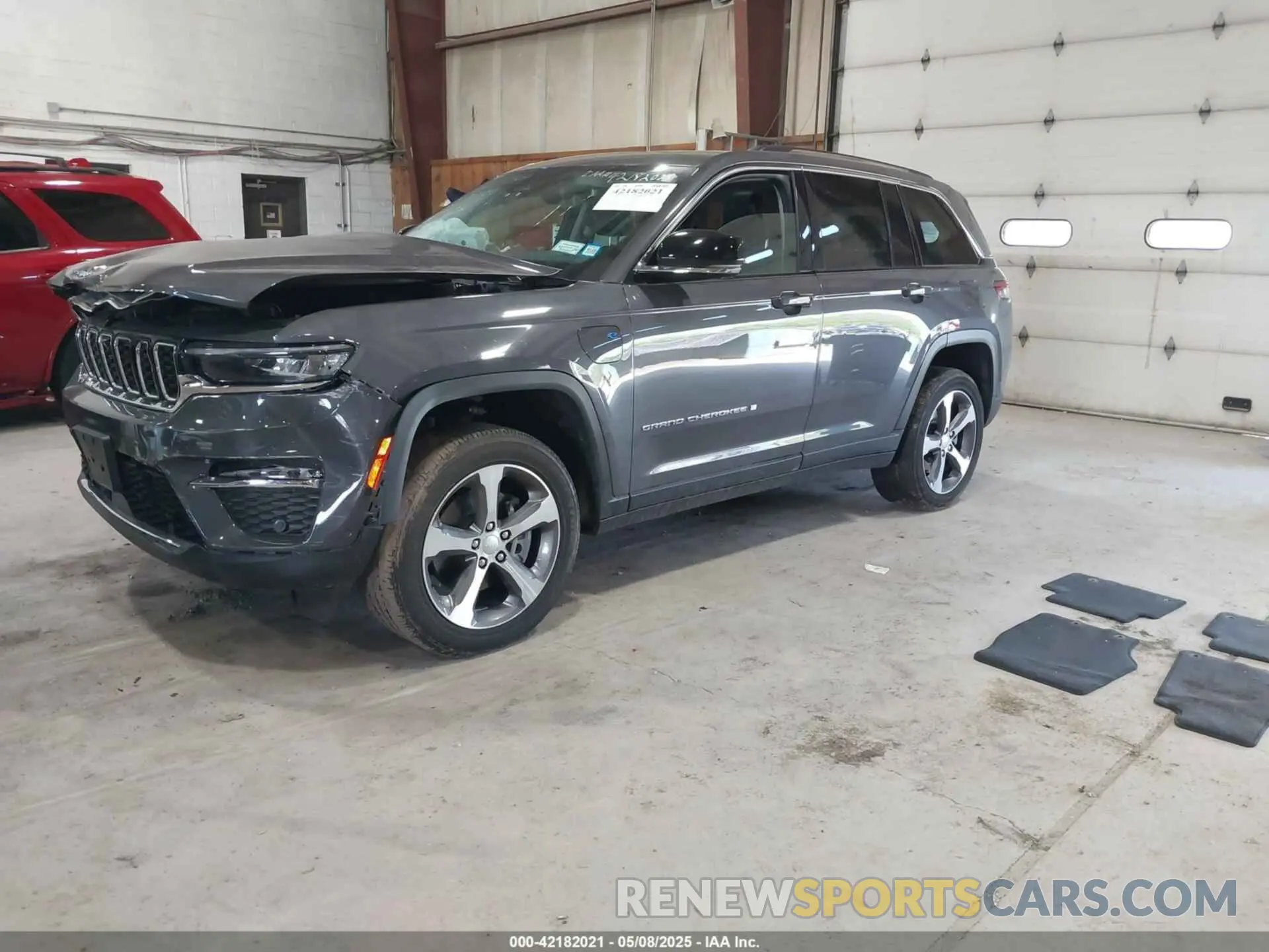 2 Photograph of a damaged car 1C4RJYB65N8758560 JEEP GRAND CHEROKEE 4XE 2022