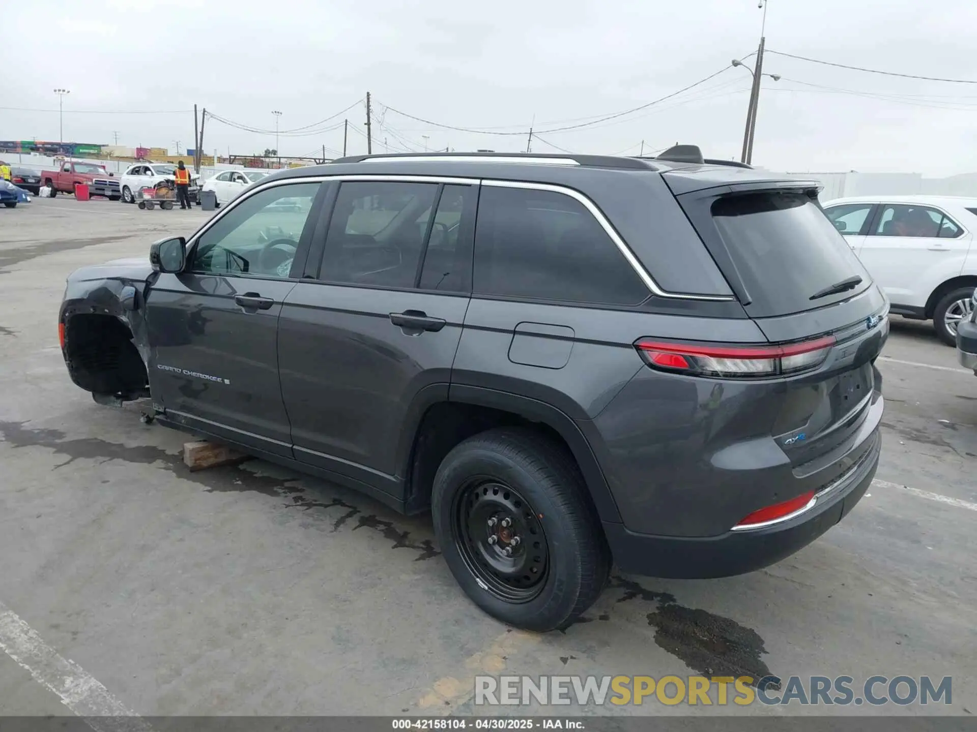 3 Фотография поврежденного автомобиля 1C4RJYB68N8748802 JEEP GRAND CHEROKEE 4XE 2022