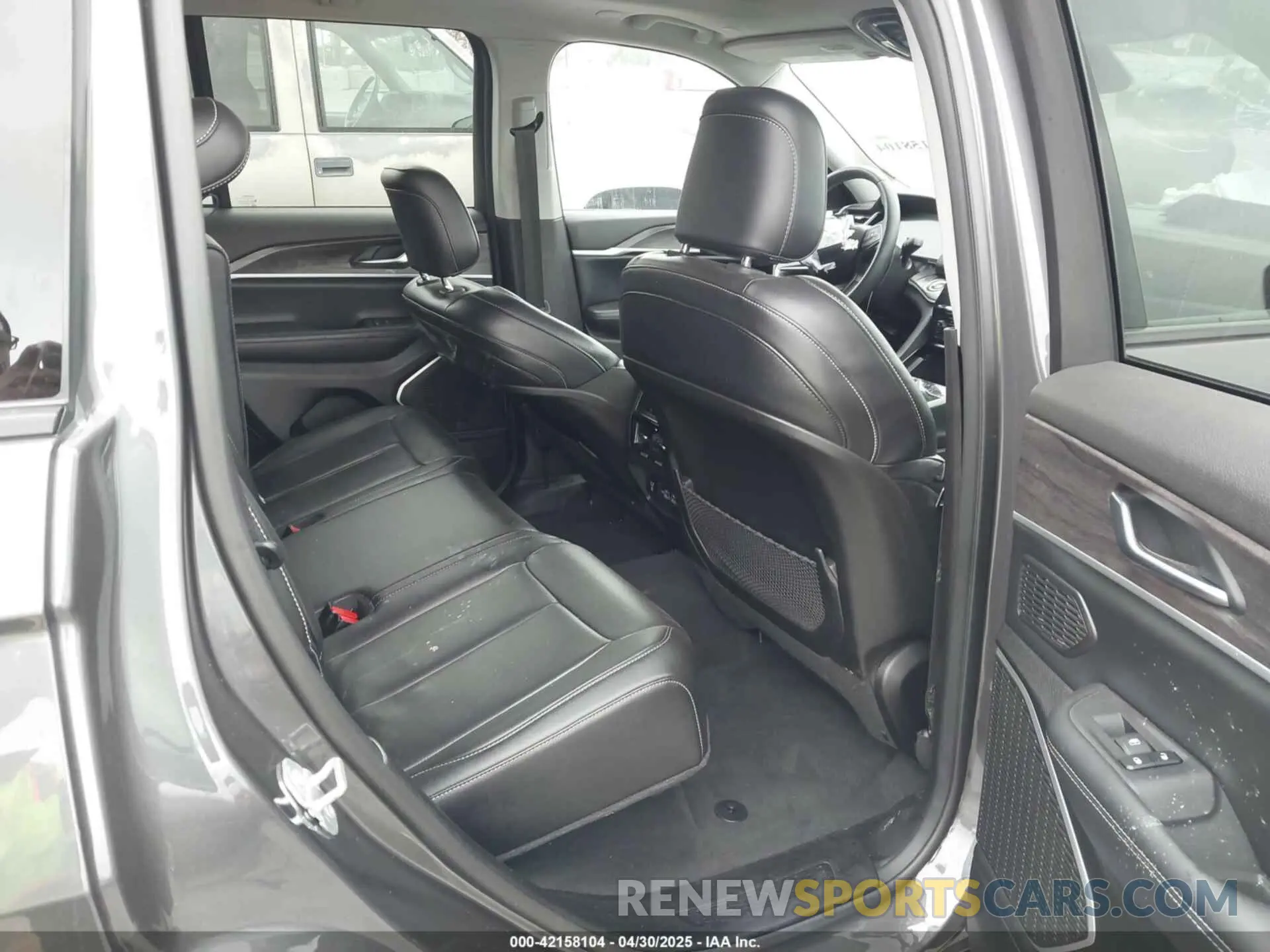 8 Фотография поврежденного автомобиля 1C4RJYB68N8748802 JEEP GRAND CHEROKEE 4XE 2022