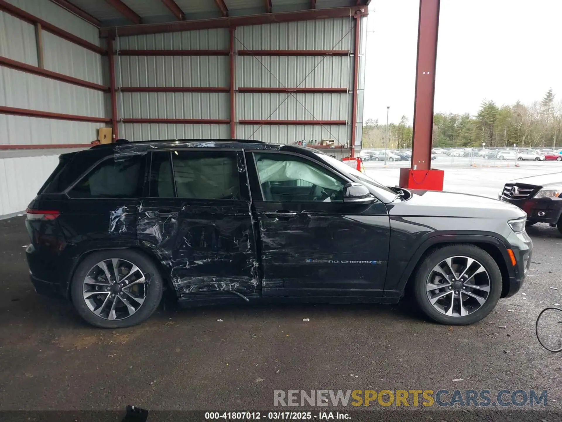 13 Фотография поврежденного автомобиля 1C4RJYD66N8715407 JEEP GRAND CHEROKEE 4XE 2022
