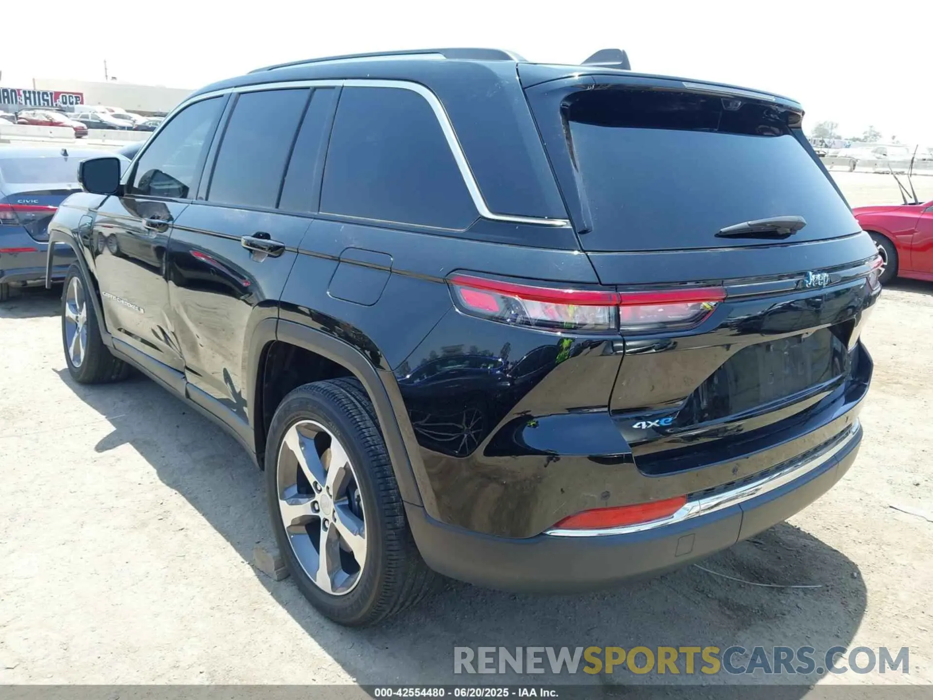 3 Photograph of a damaged car 1C4RJYB62P8788506 JEEP GRAND CHEROKEE 4XE 2023