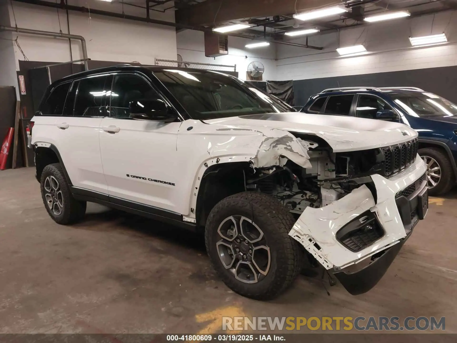 1 Photograph of a damaged car 1C4RJYC60P8891714 JEEP GRAND CHEROKEE 4XE 2023