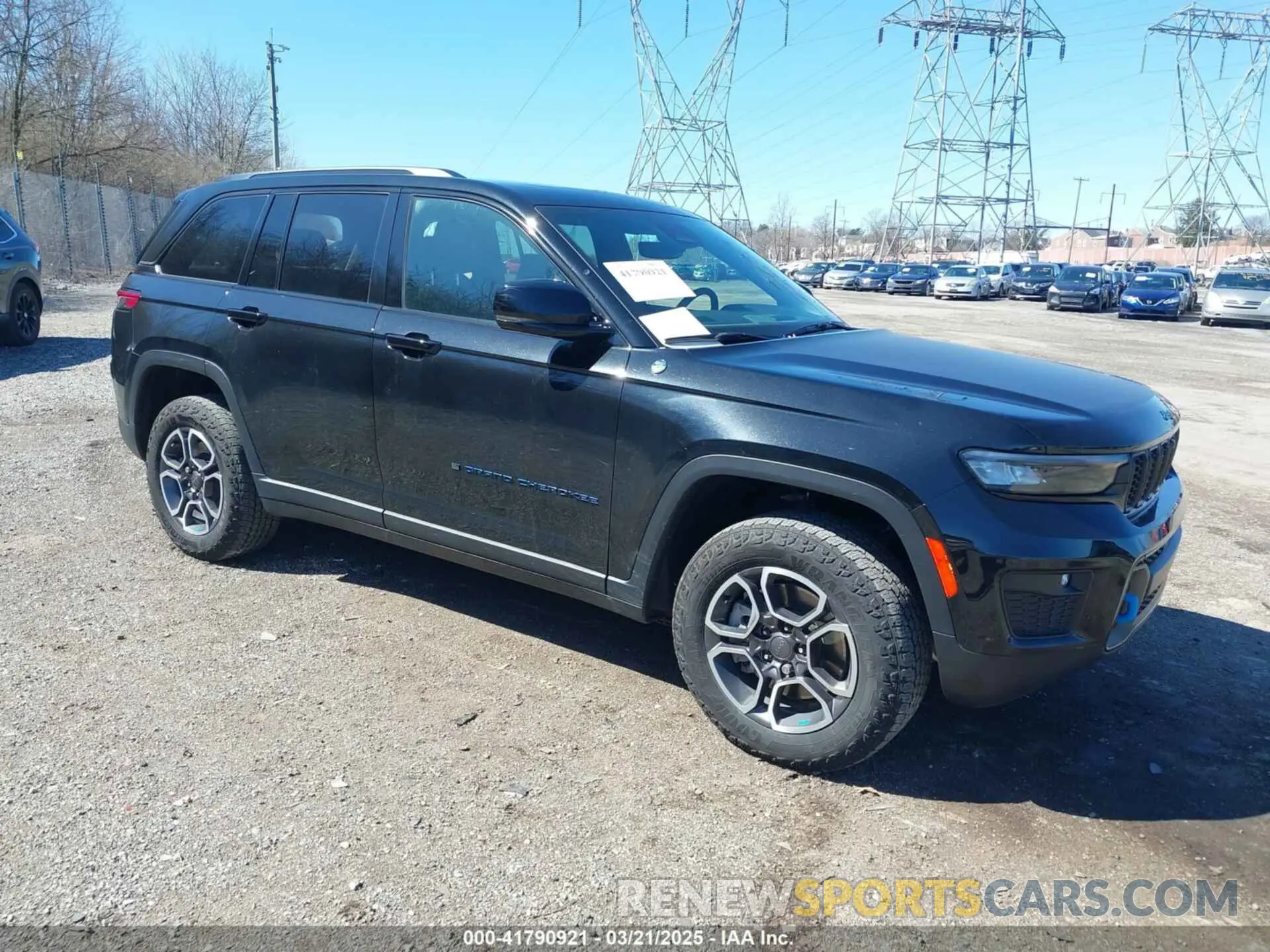 1 Photograph of a damaged car 1C4RJYC69P8798805 JEEP GRAND CHEROKEE 4XE 2023