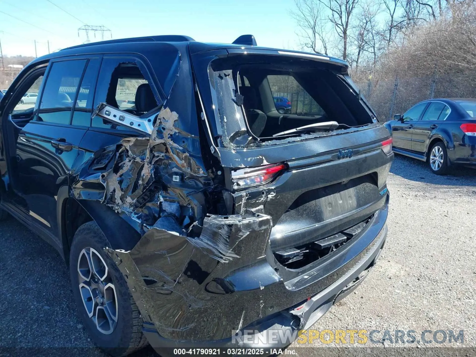 6 Photograph of a damaged car 1C4RJYC69P8798805 JEEP GRAND CHEROKEE 4XE 2023