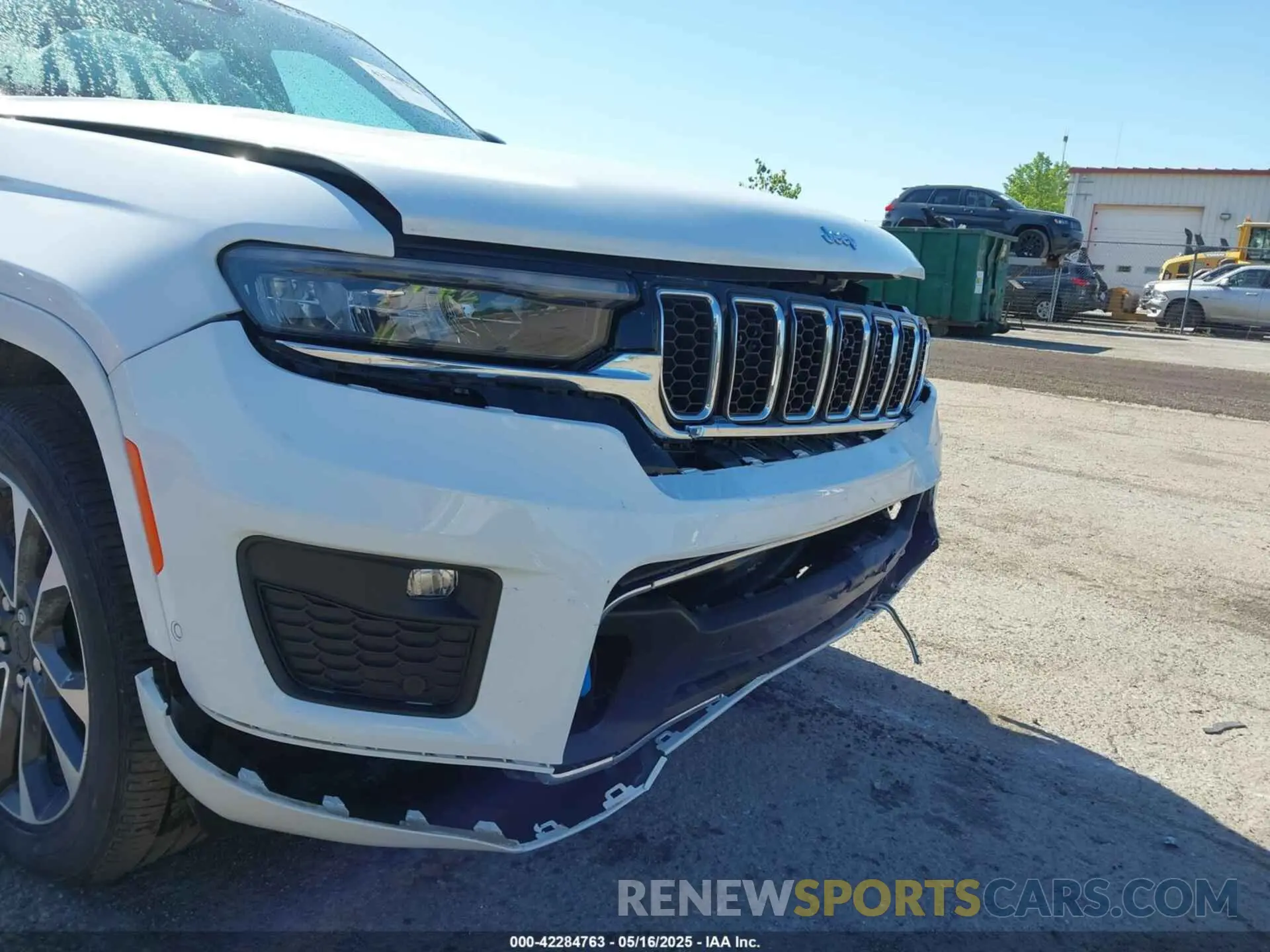17 Фотография поврежденного автомобиля 1C4RJYD67P8791530 JEEP GRAND CHEROKEE 4XE 2023