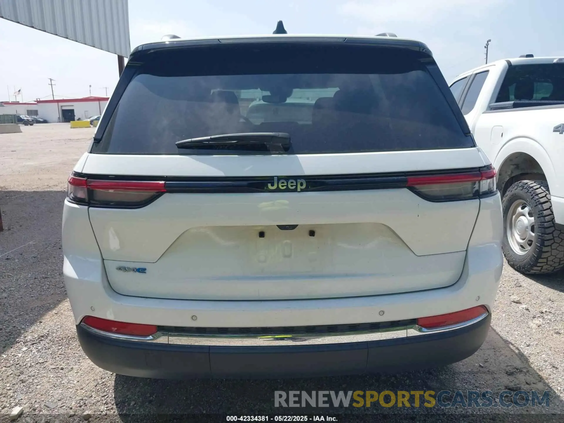 16 Фотография поврежденного автомобиля 1C4RJYB62R8516685 JEEP GRAND CHEROKEE 4XE 2024