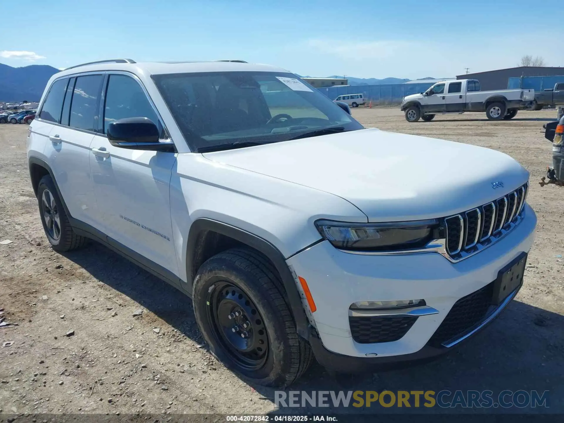 1 Фотография поврежденного автомобиля 1C4RJYB62R8958527 JEEP GRAND CHEROKEE 4XE 2024
