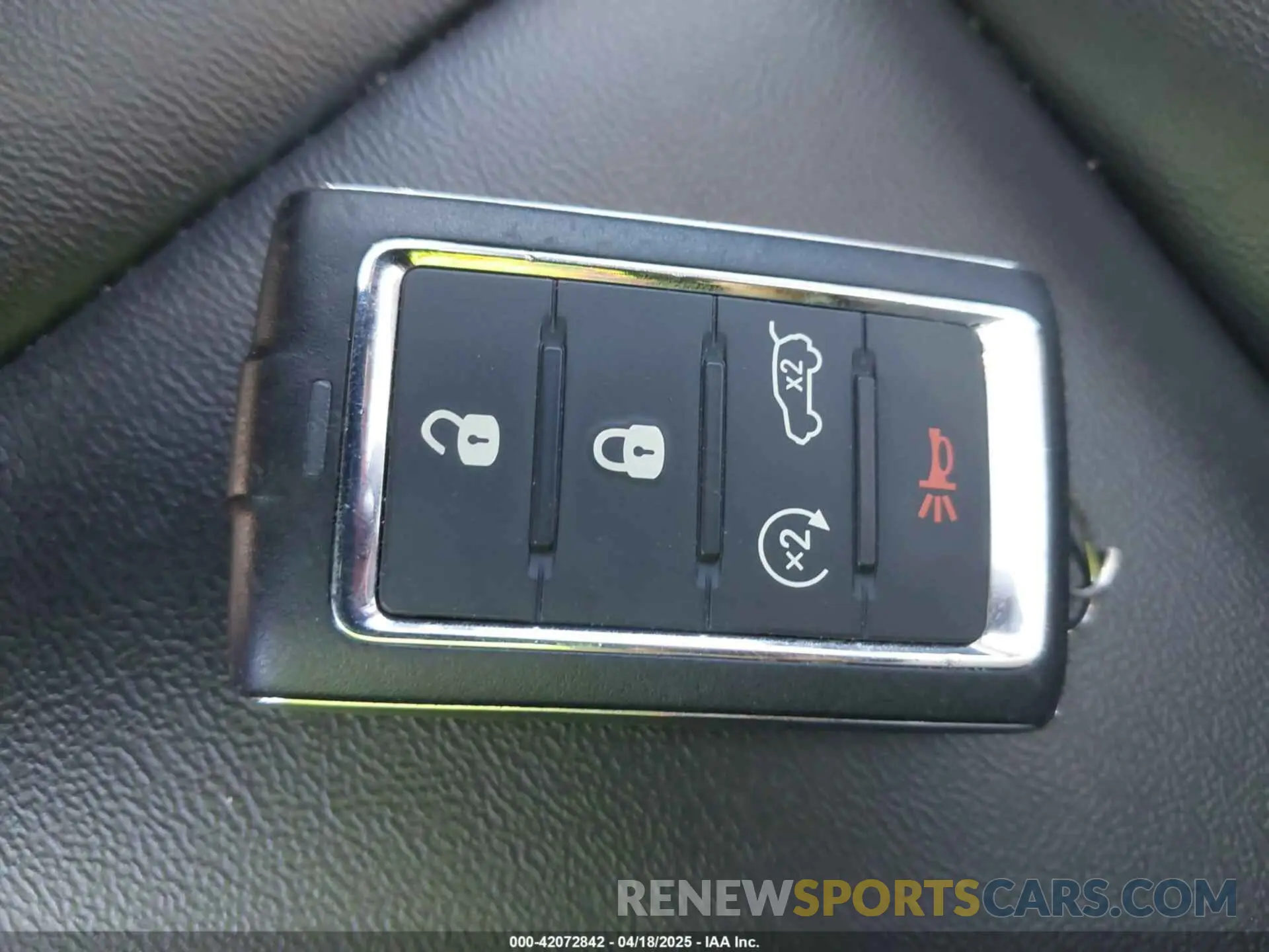 11 Фотография поврежденного автомобиля 1C4RJYB62R8958527 JEEP GRAND CHEROKEE 4XE 2024