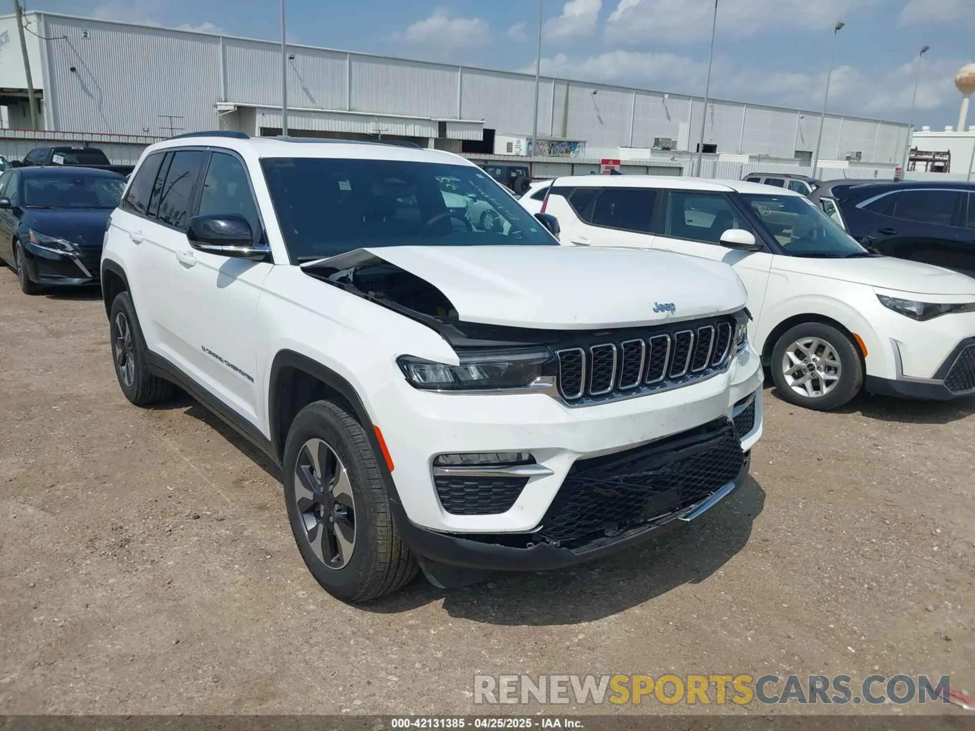 1 Photograph of a damaged car 1C4RJYB64R8518793 JEEP GRAND CHEROKEE 4XE 2024