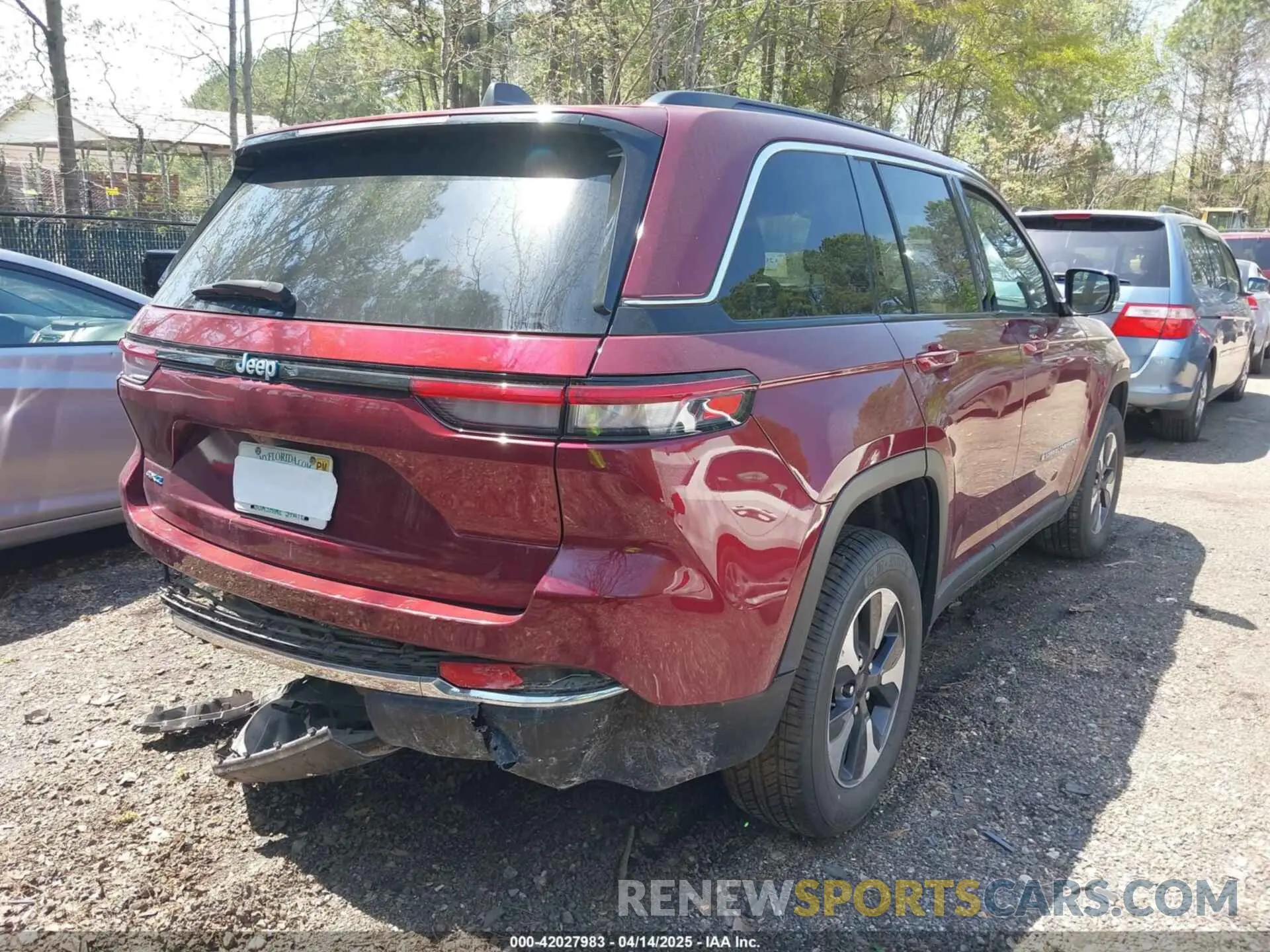 4 Фотография поврежденного автомобиля 1C4RJYB64RC121095 JEEP GRAND CHEROKEE 4XE 2024
