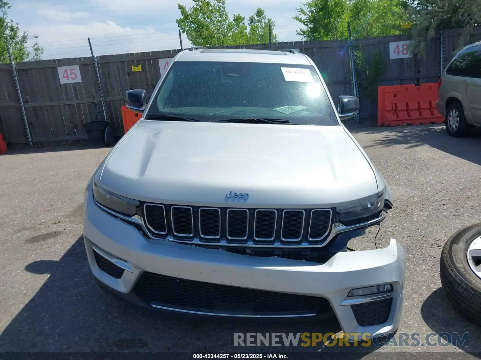 13 Фотография поврежденного автомобиля 1C4RJYB65RC117685 JEEP GRAND CHEROKEE 4XE 2024