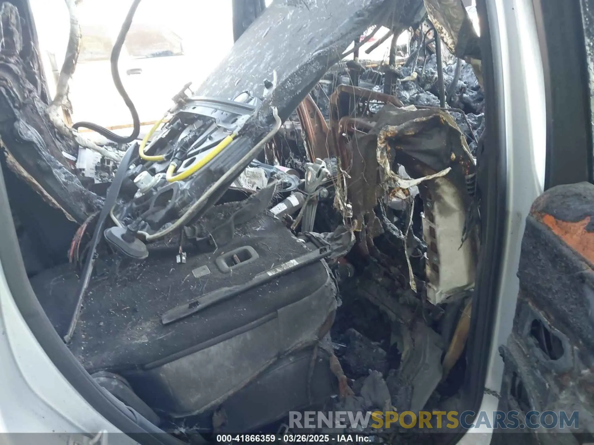 8 Photograph of a damaged car 1C4RJYB67R8516021 JEEP GRAND CHEROKEE 4XE 2024