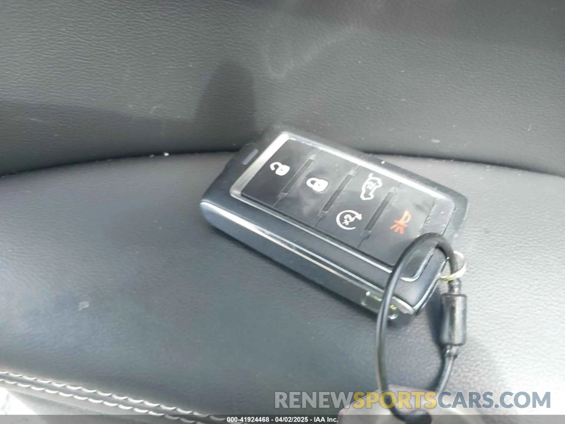 11 Фотография поврежденного автомобиля 1C4RJYB67R8957891 JEEP GRAND CHEROKEE 4XE 2024