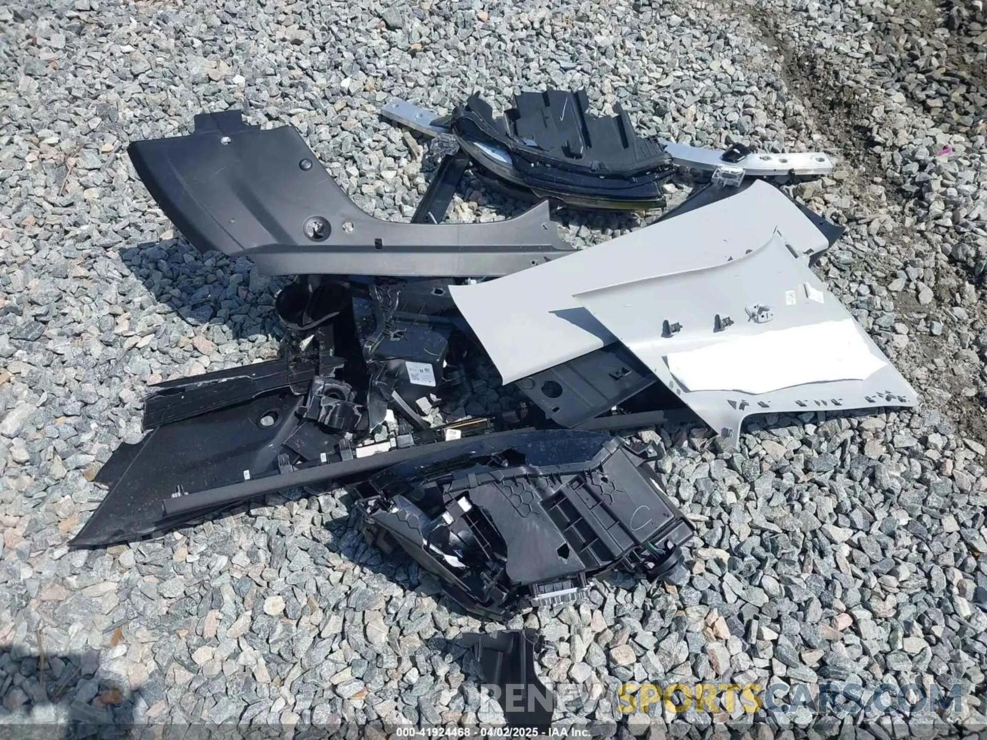 12 Фотография поврежденного автомобиля 1C4RJYB67R8957891 JEEP GRAND CHEROKEE 4XE 2024