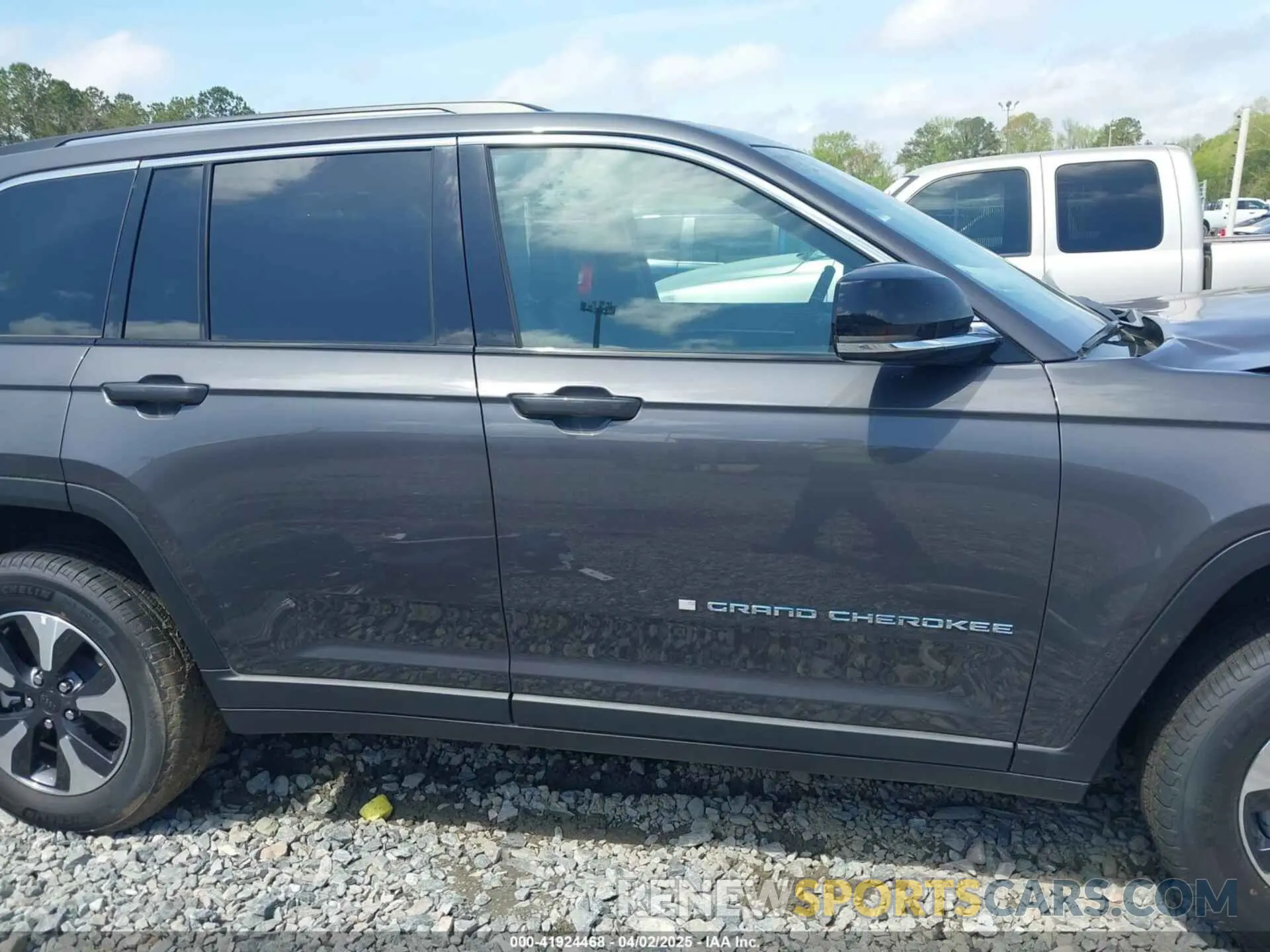 14 Фотография поврежденного автомобиля 1C4RJYB67R8957891 JEEP GRAND CHEROKEE 4XE 2024